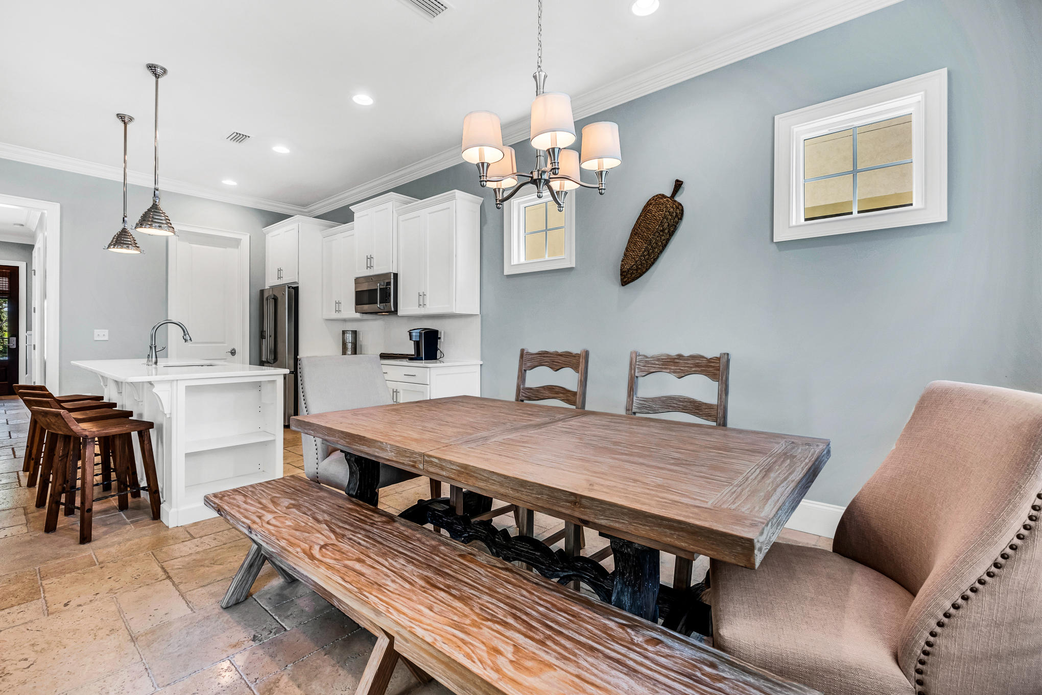 VILLA LAGO - Residential