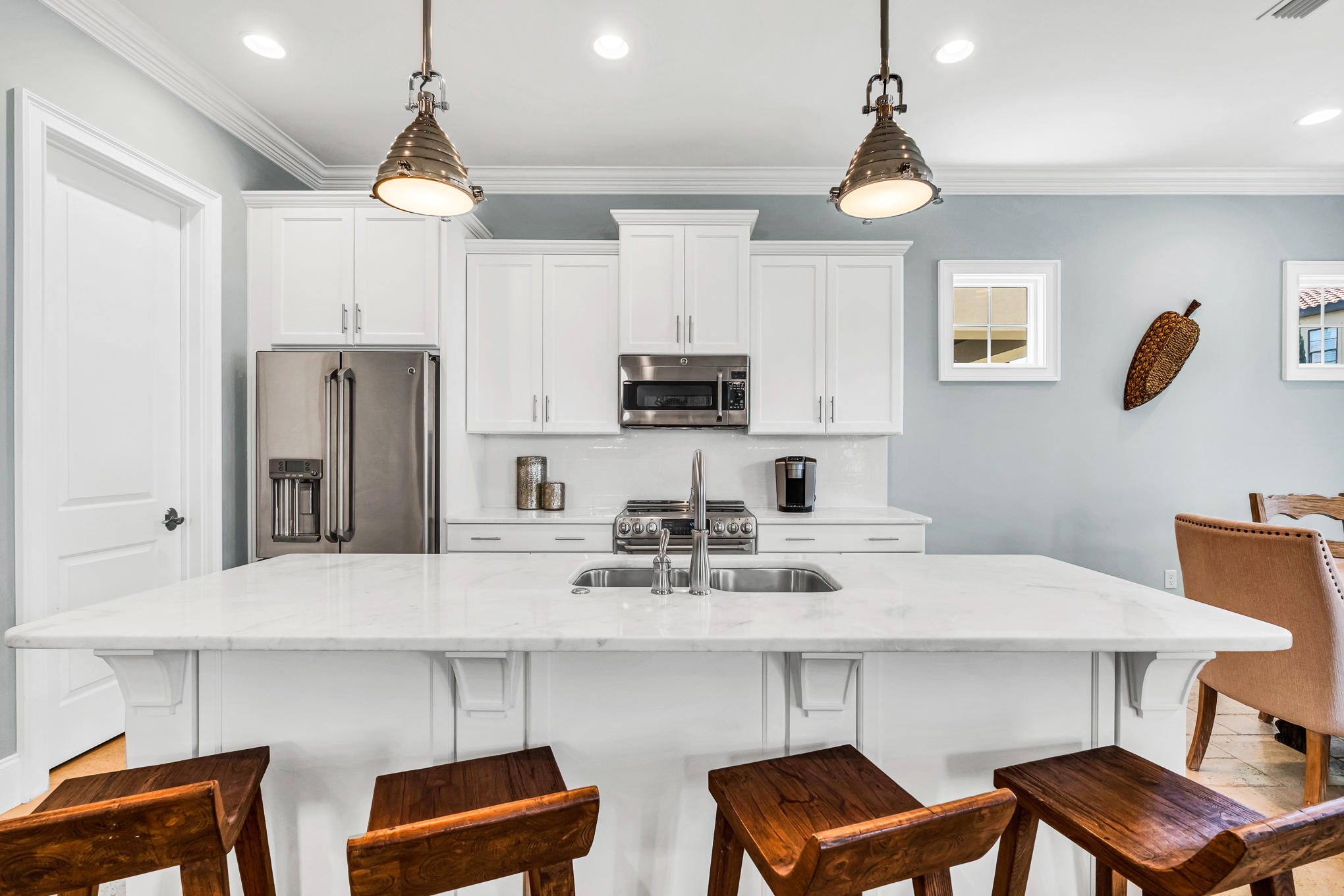 VILLA LAGO - Residential