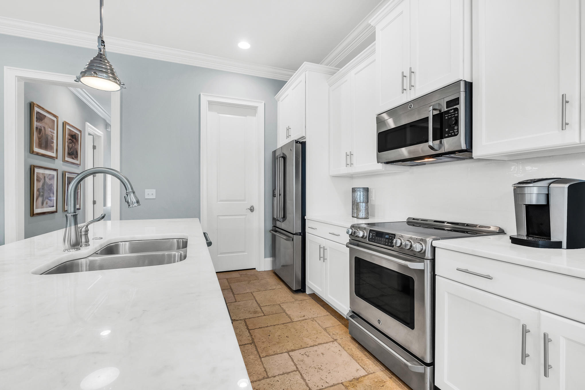 VILLA LAGO - Residential