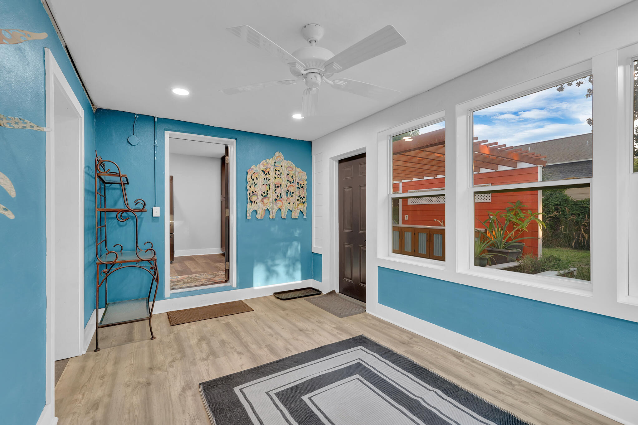 OAK TREE PARK - Residential