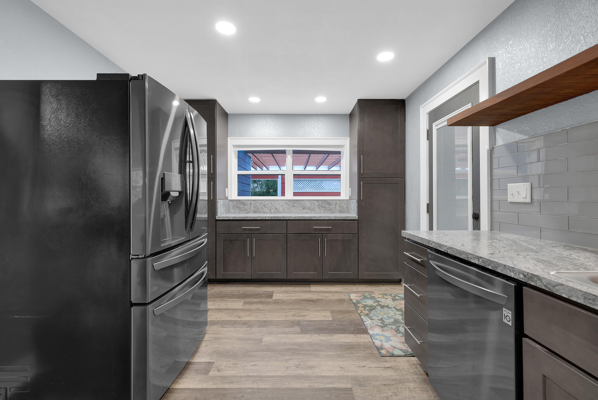 OAK TREE PARK - Residential