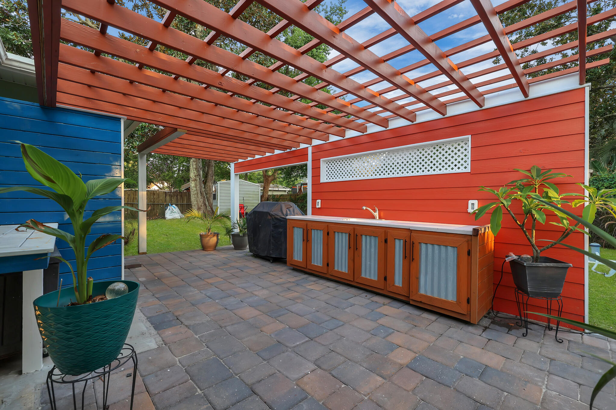 OAK TREE PARK - Residential