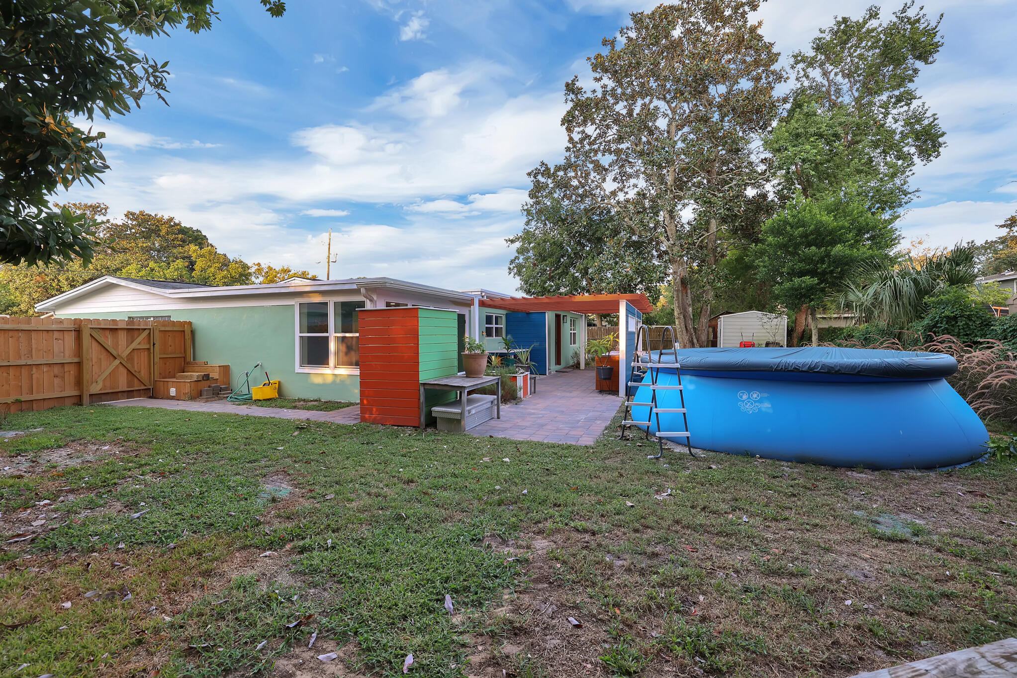 OAK TREE PARK - Residential