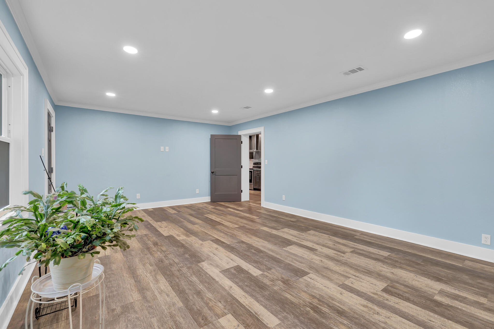 OAK TREE PARK - Residential