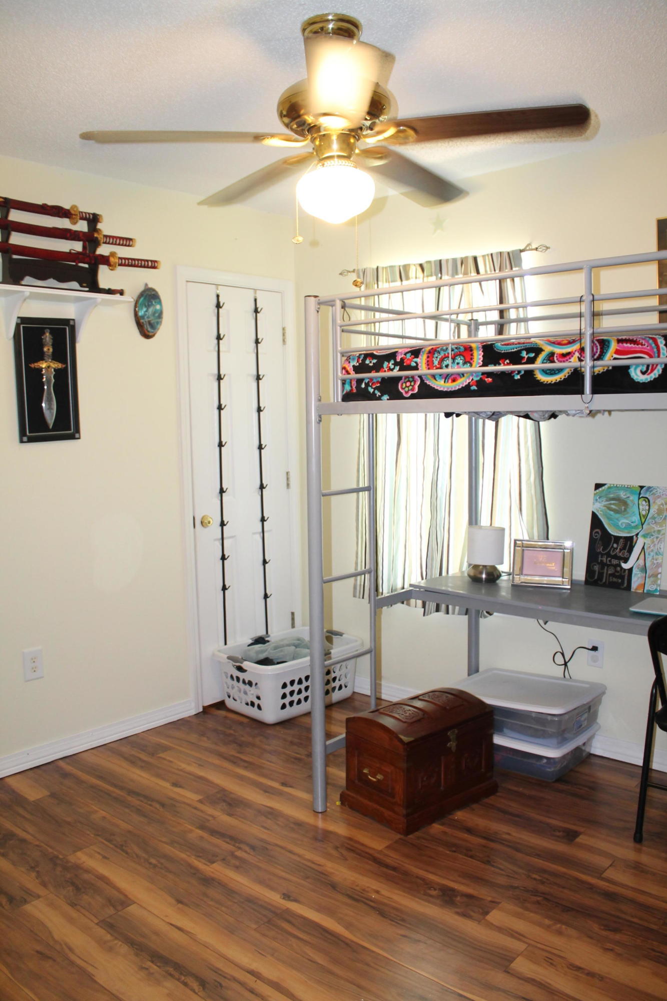 ROLLING HILLS ESTATES - Residential