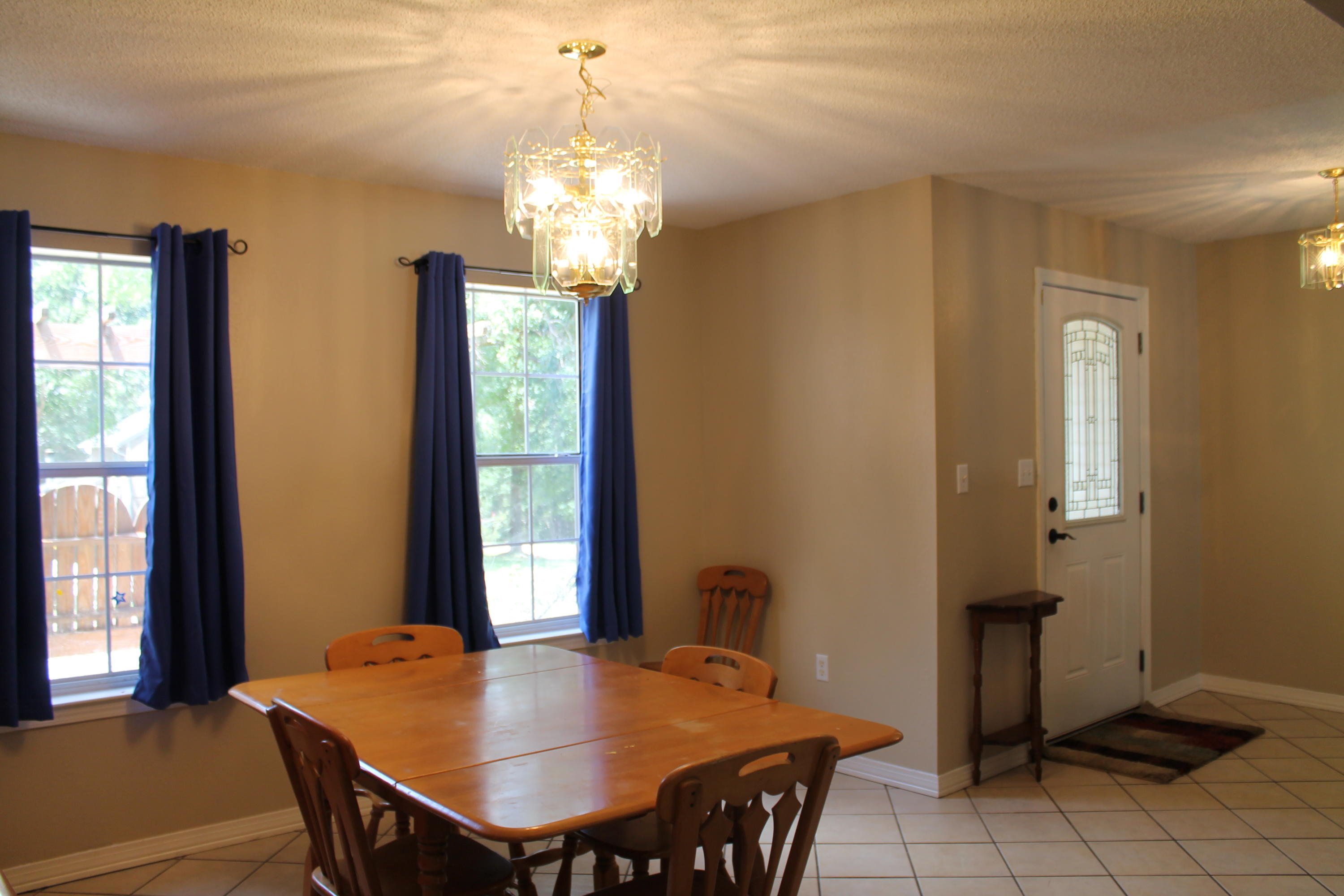 ROLLING HILLS ESTATES - Residential