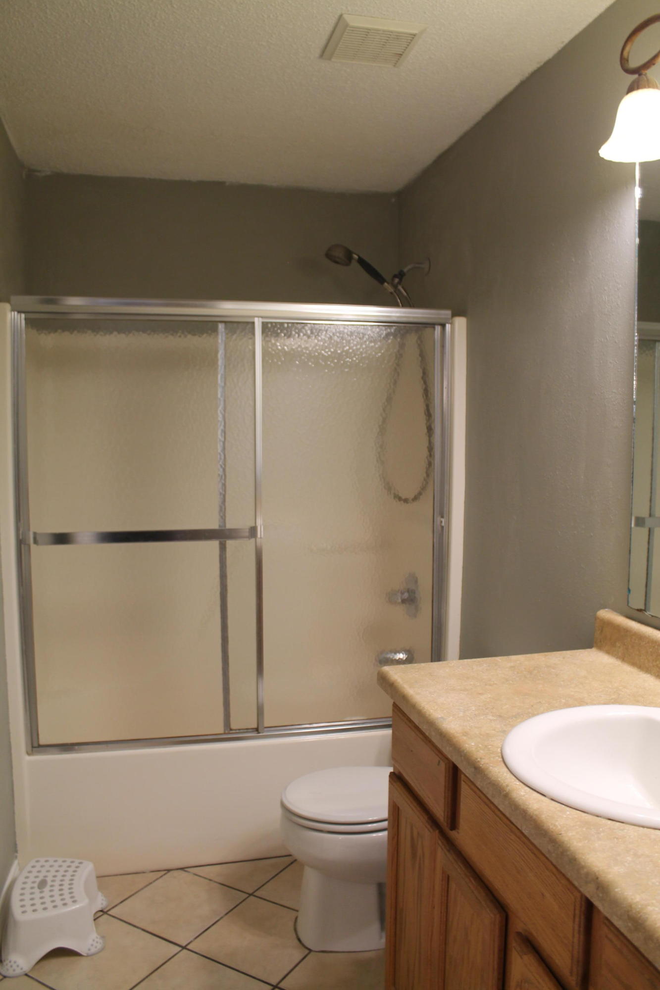 ROLLING HILLS ESTATES - Residential