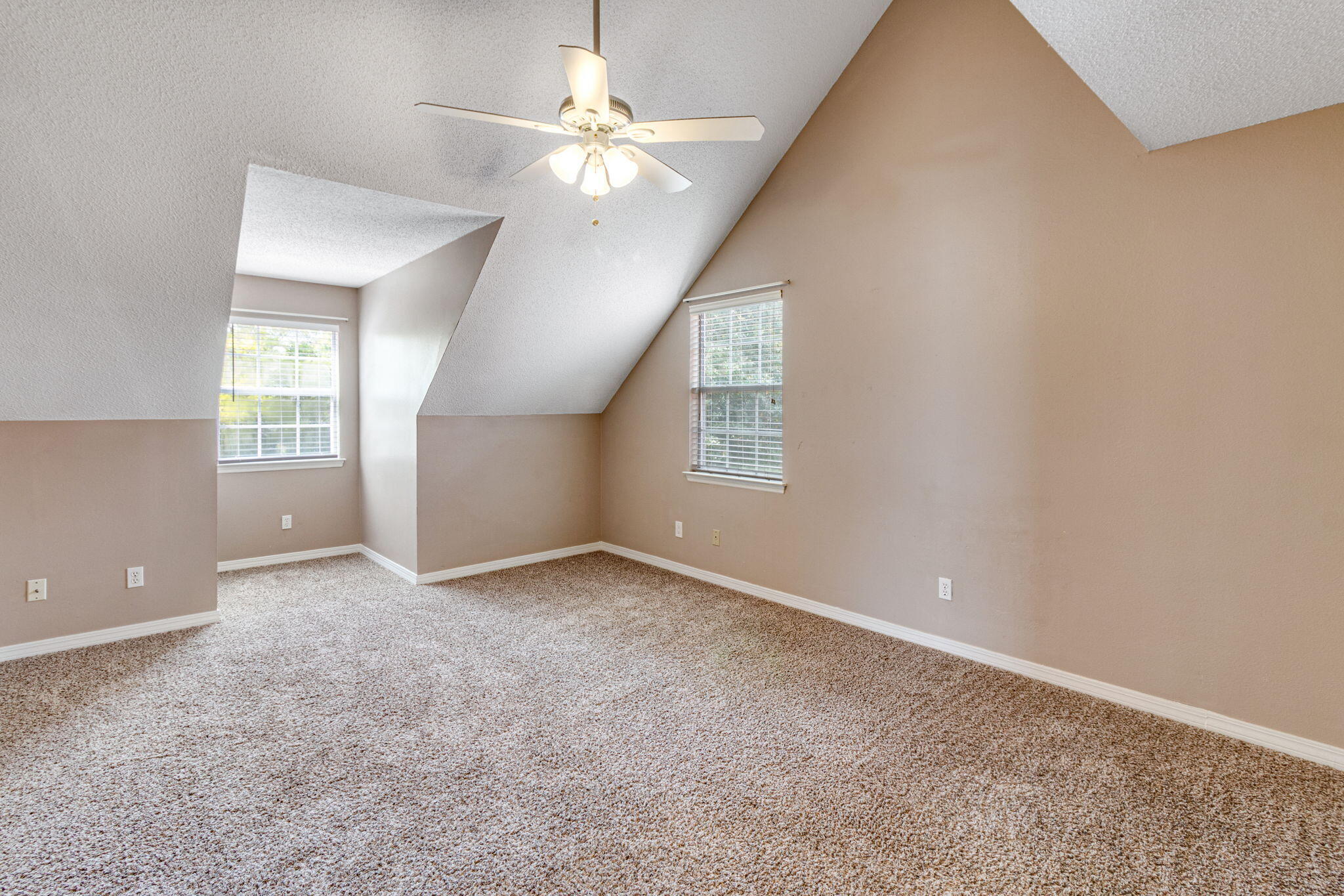 NATURES TRAIL - Residential Lease