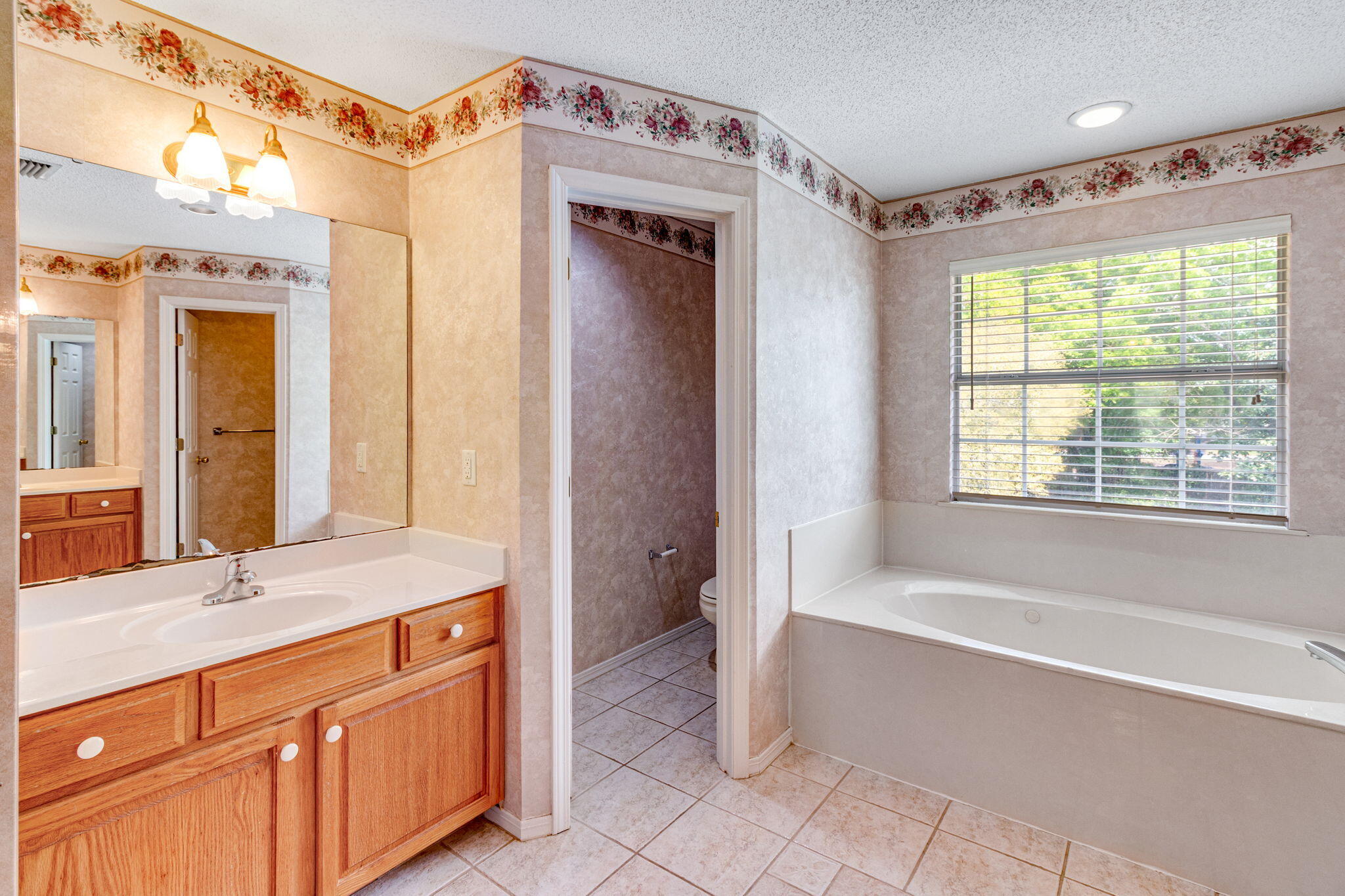 NATURES TRAIL - Residential Lease