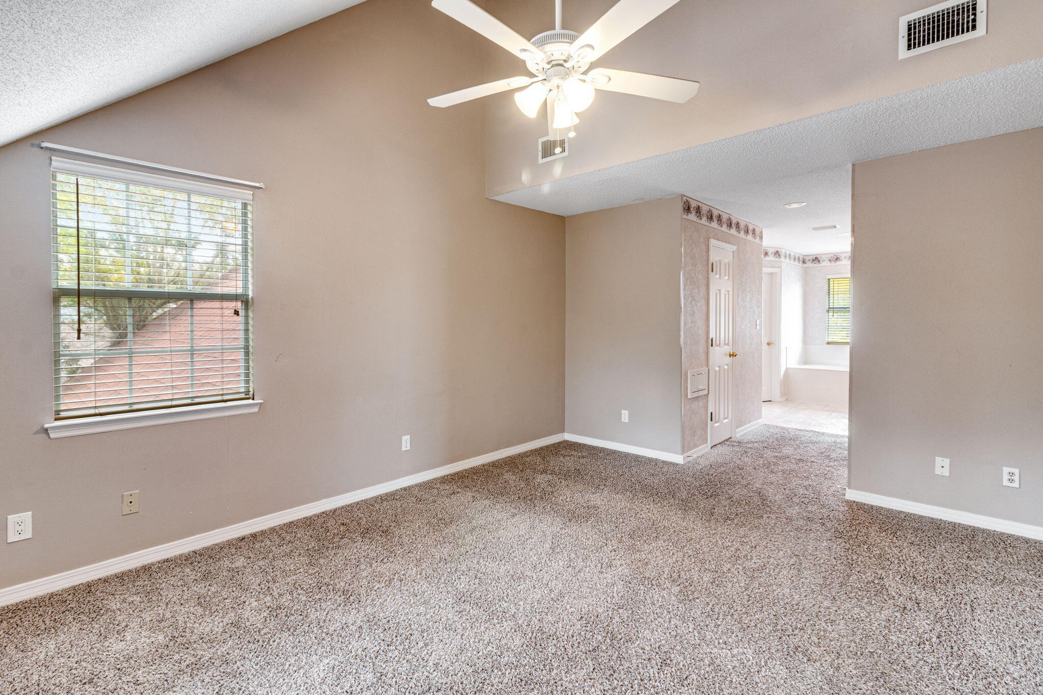 NATURES TRAIL - Residential Lease