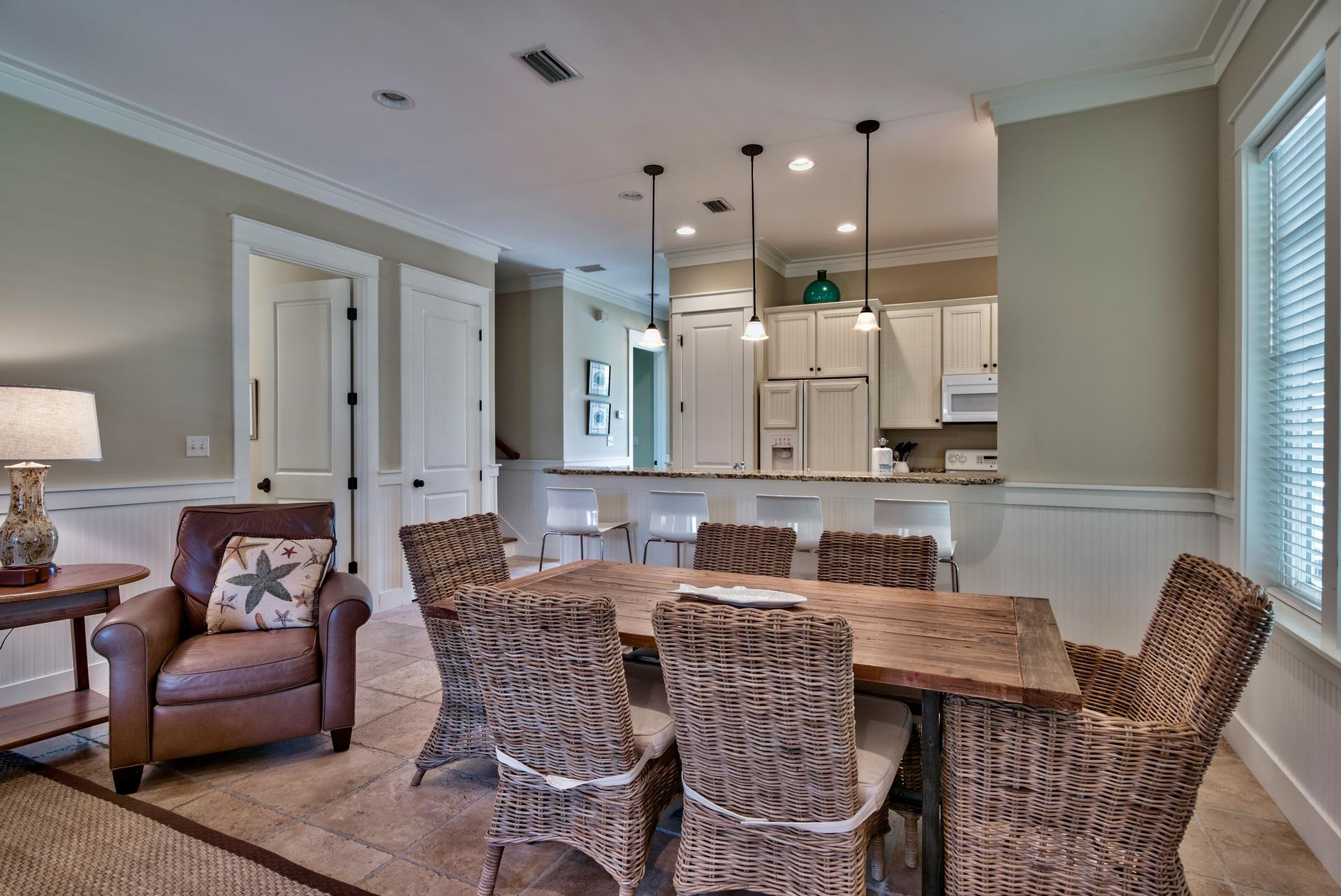 BUNGALOS AT SANDESTIN - Residential