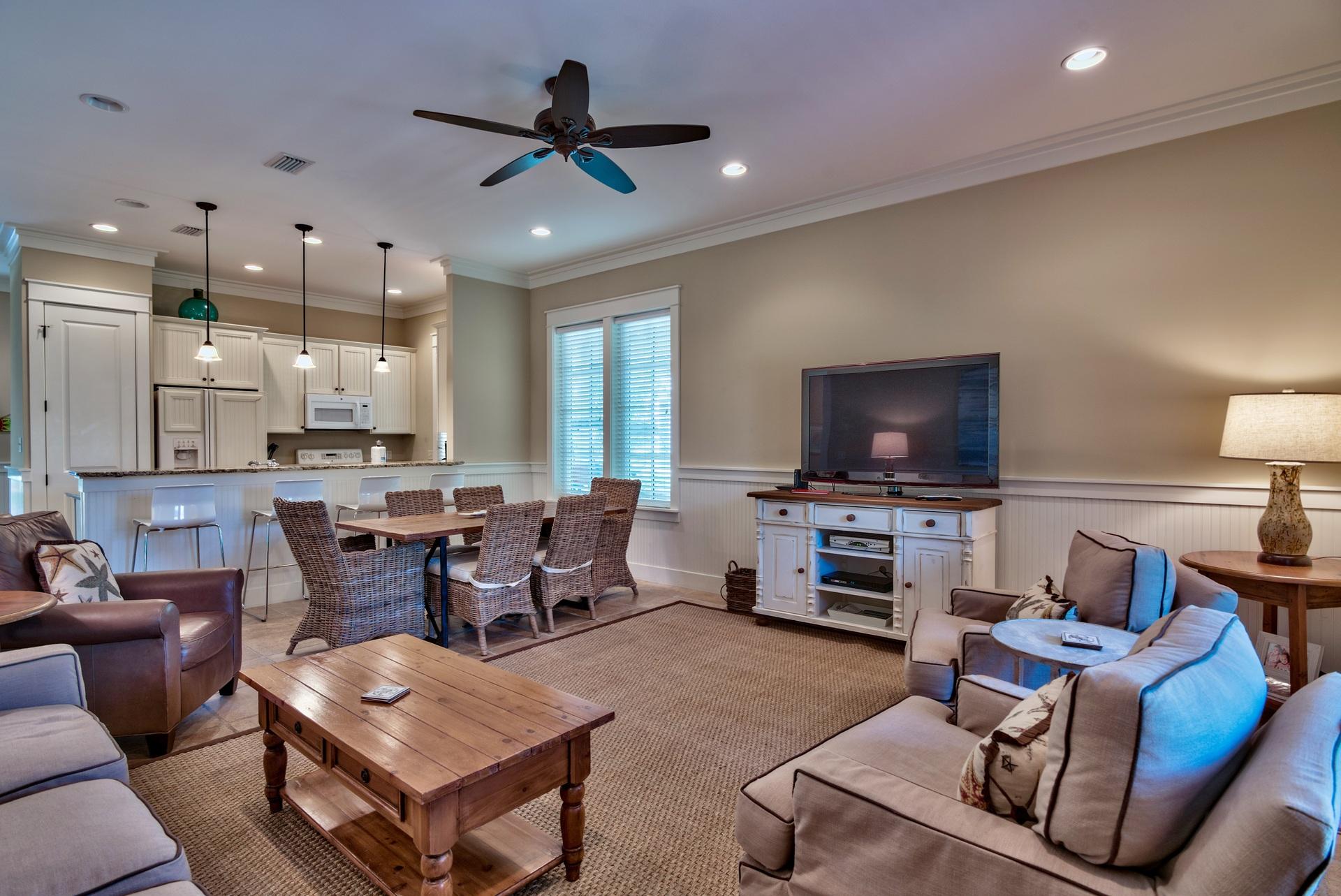 BUNGALOS AT SANDESTIN - Residential