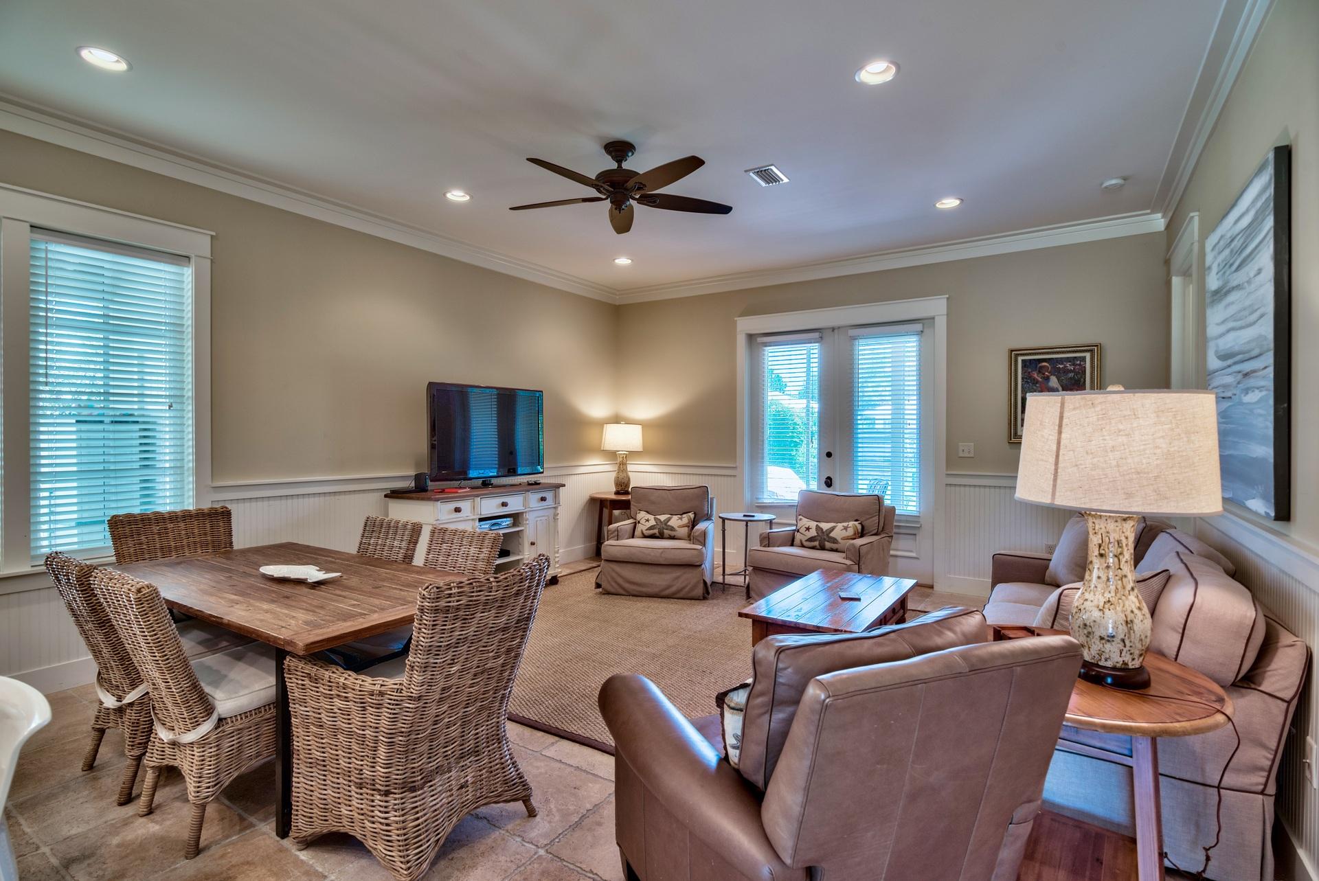 BUNGALOS AT SANDESTIN - Residential