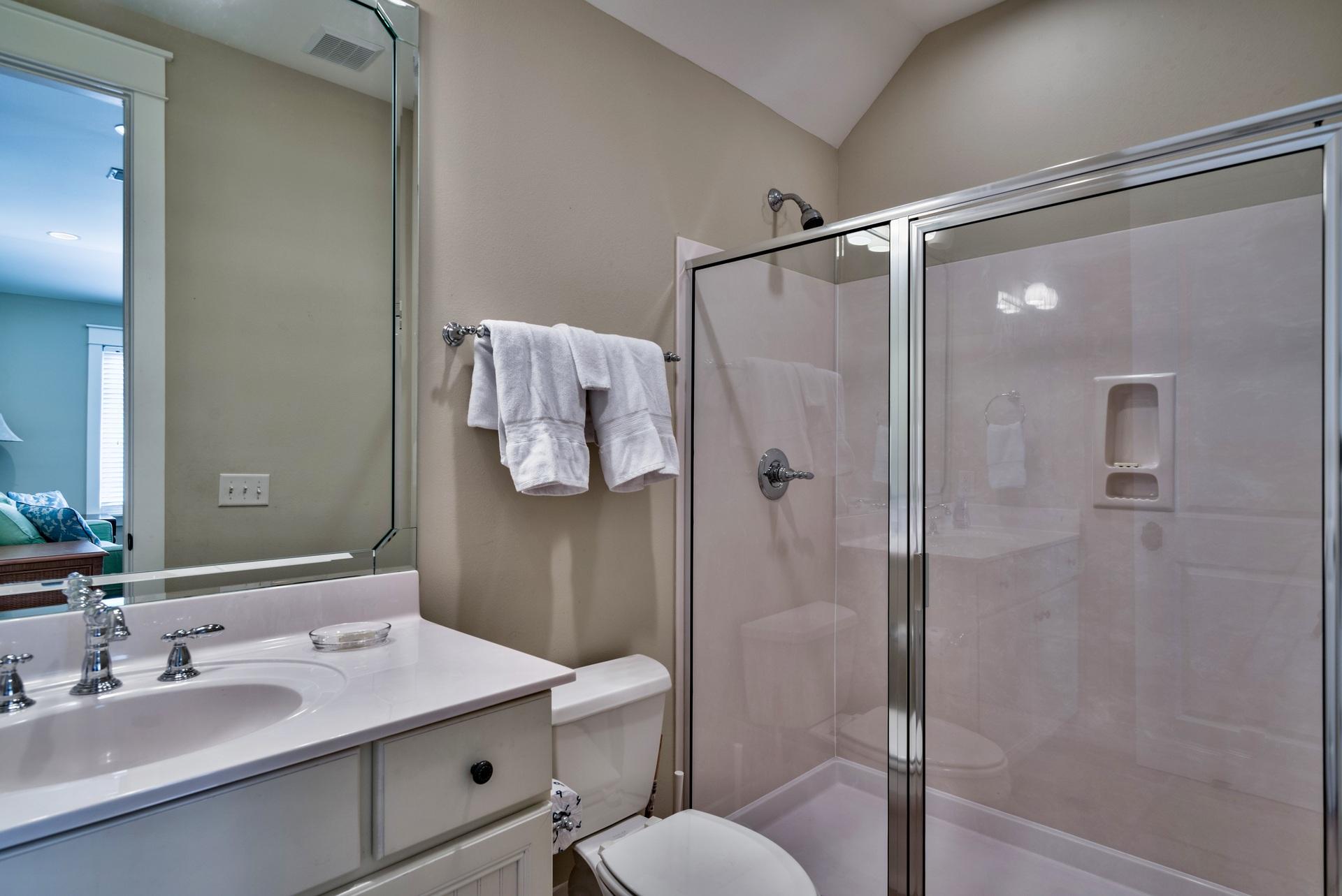 BUNGALOS AT SANDESTIN - Residential