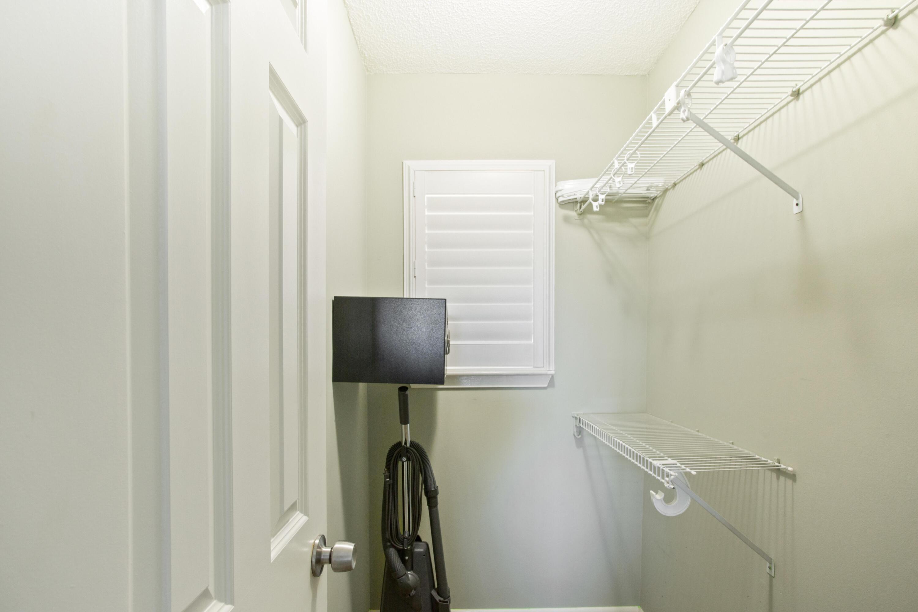 HARBOUR POINT CONDO - Residential