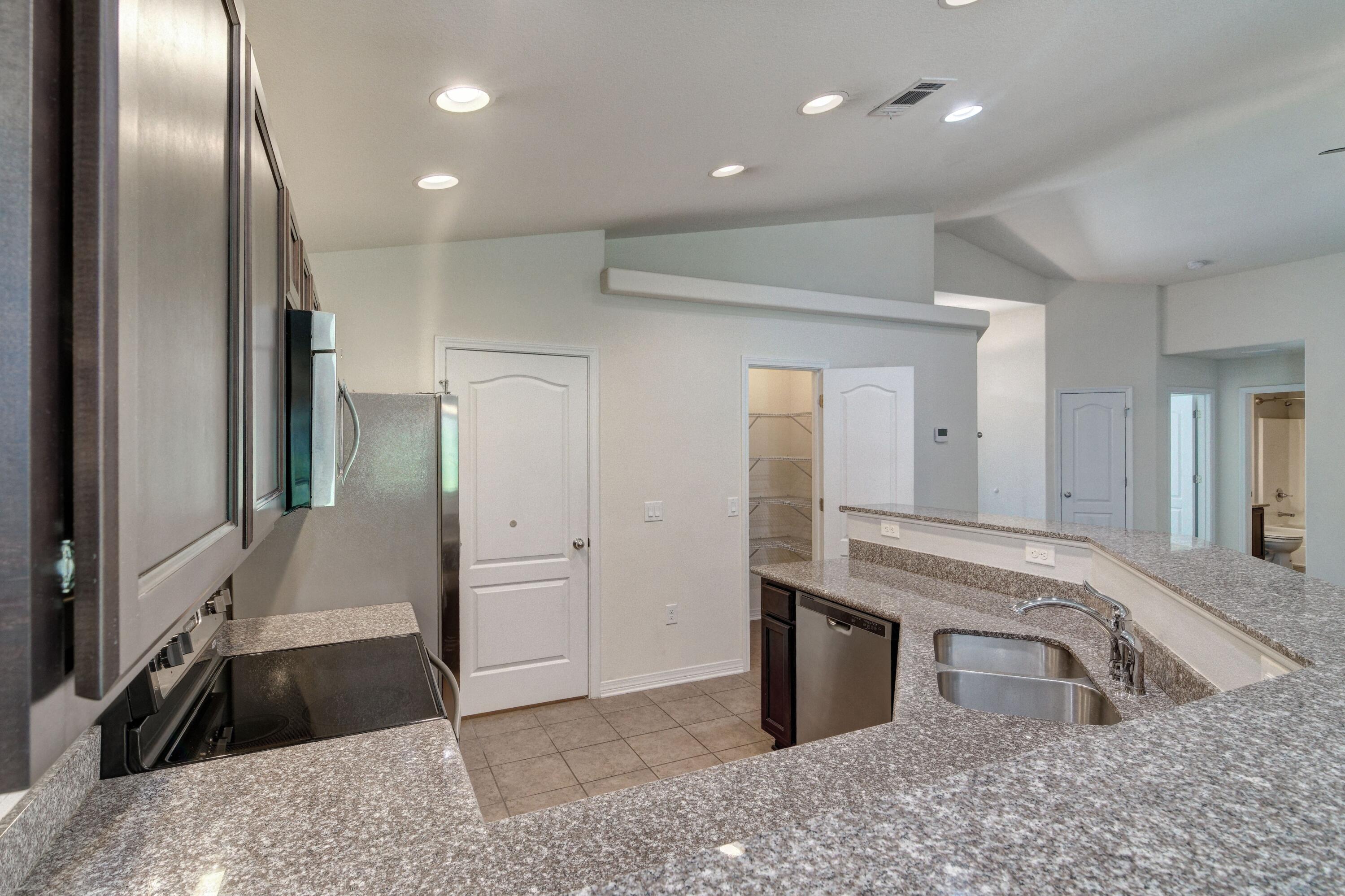 DUNCAN RIDGE - Residential