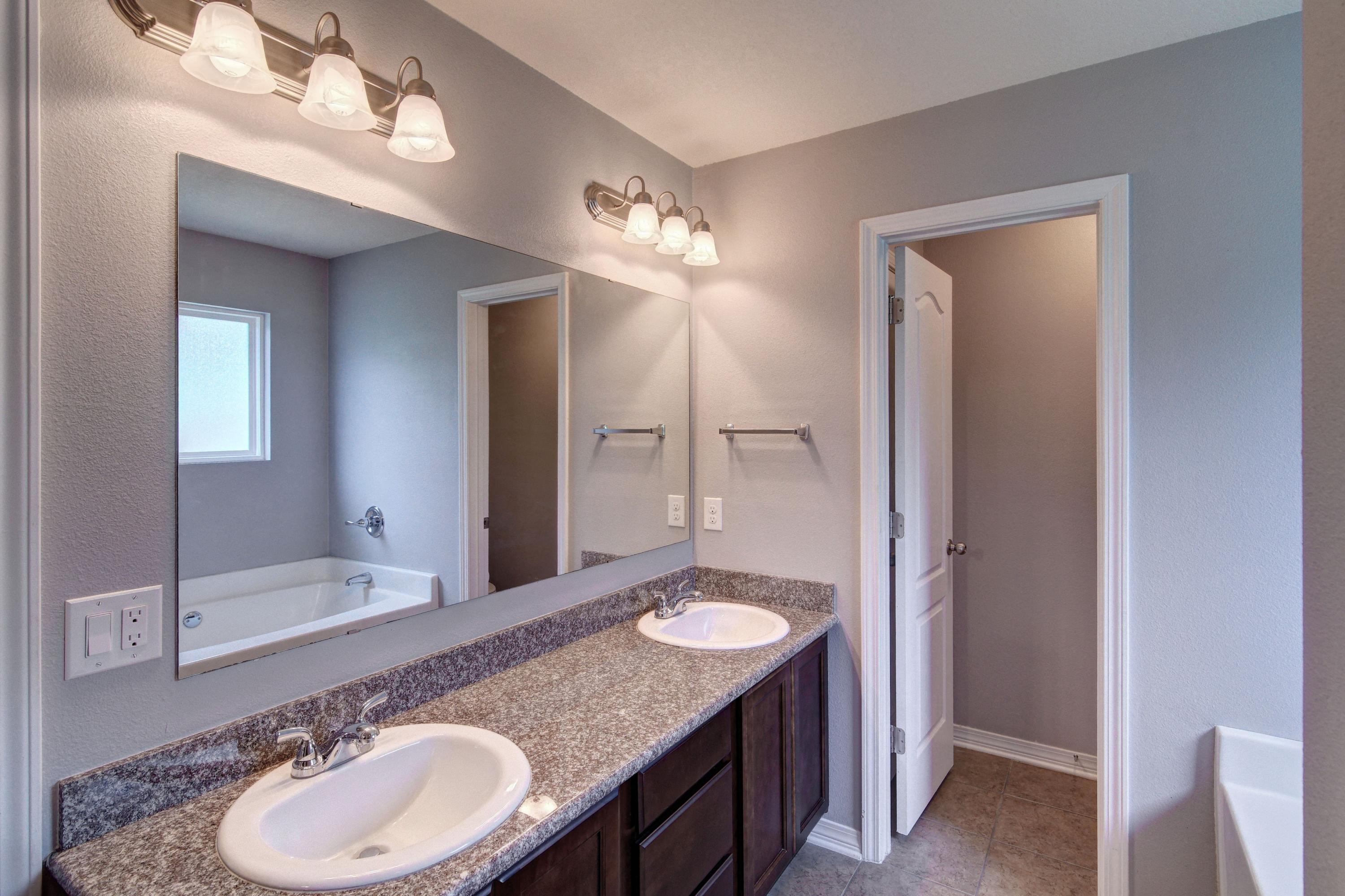 DUNCAN RIDGE - Residential