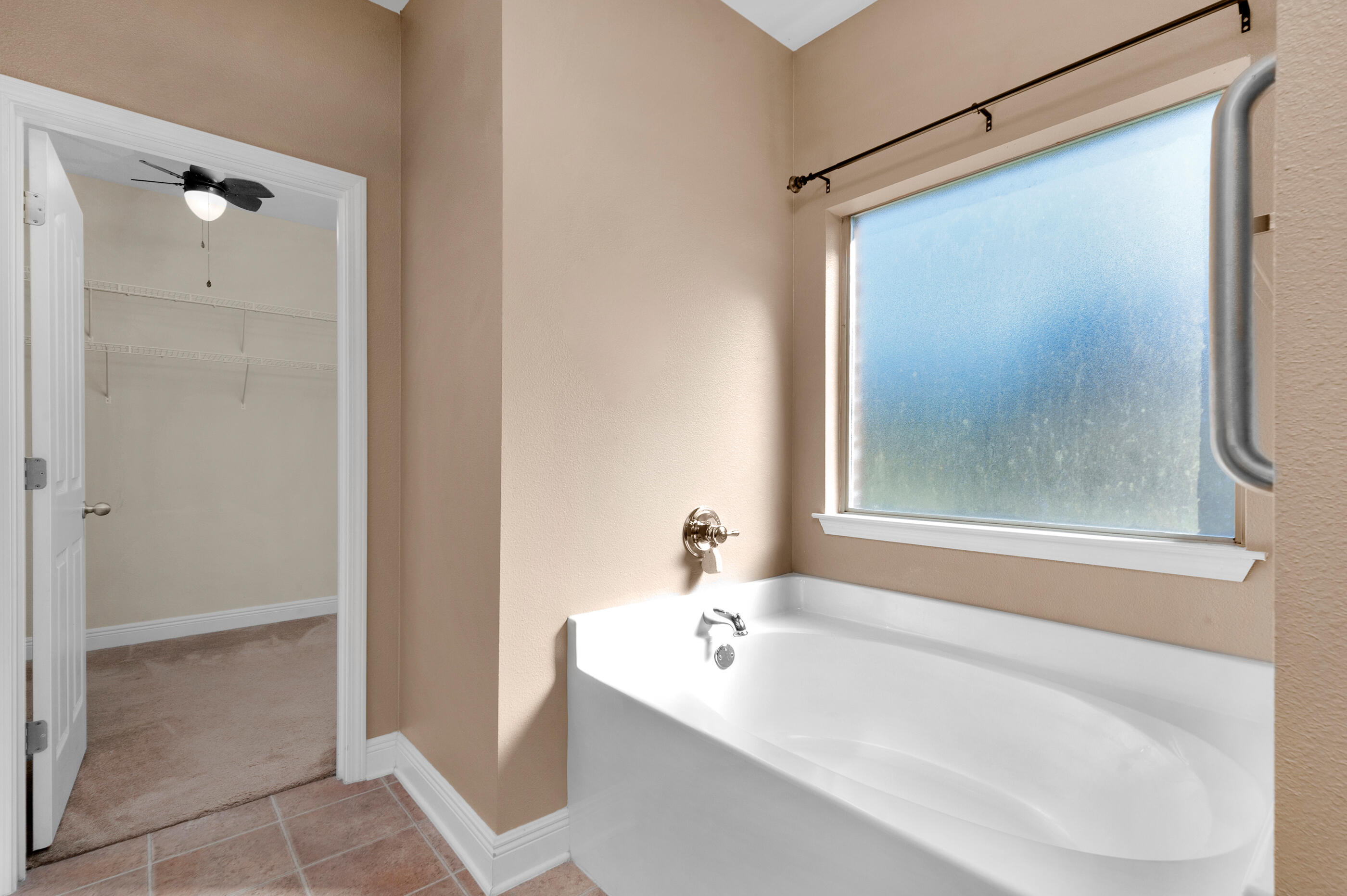 ROLLING RIDGE - Residential