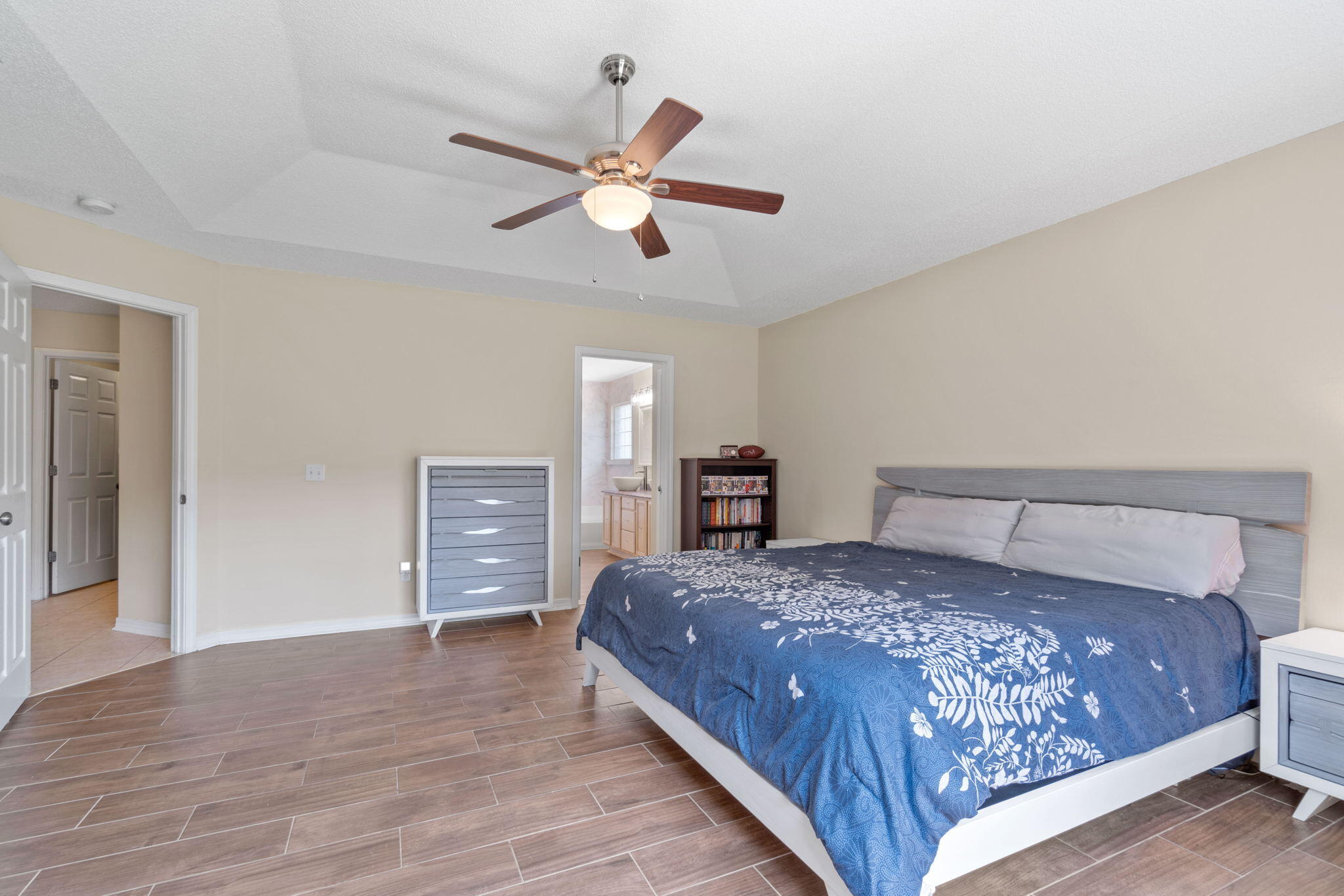 HOLLEY BY THE SEA - Residential