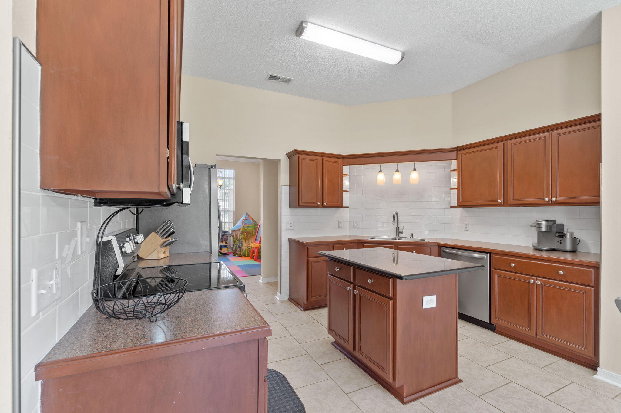 HOLLEY BY THE SEA - Residential