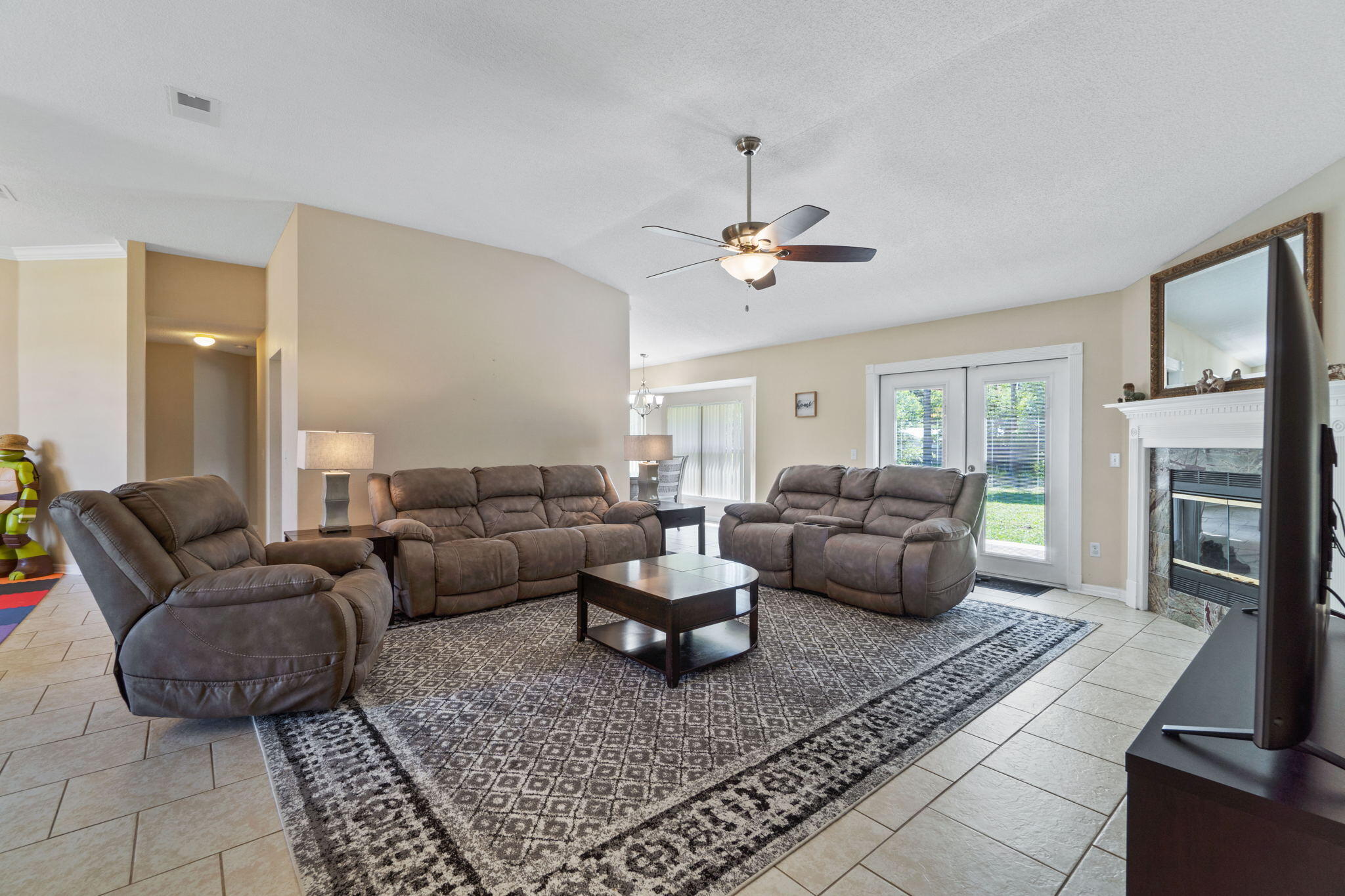 HOLLEY BY THE SEA - Residential