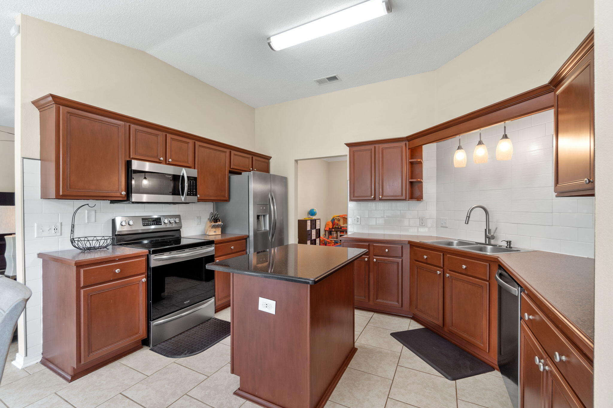 HOLLEY BY THE SEA - Residential