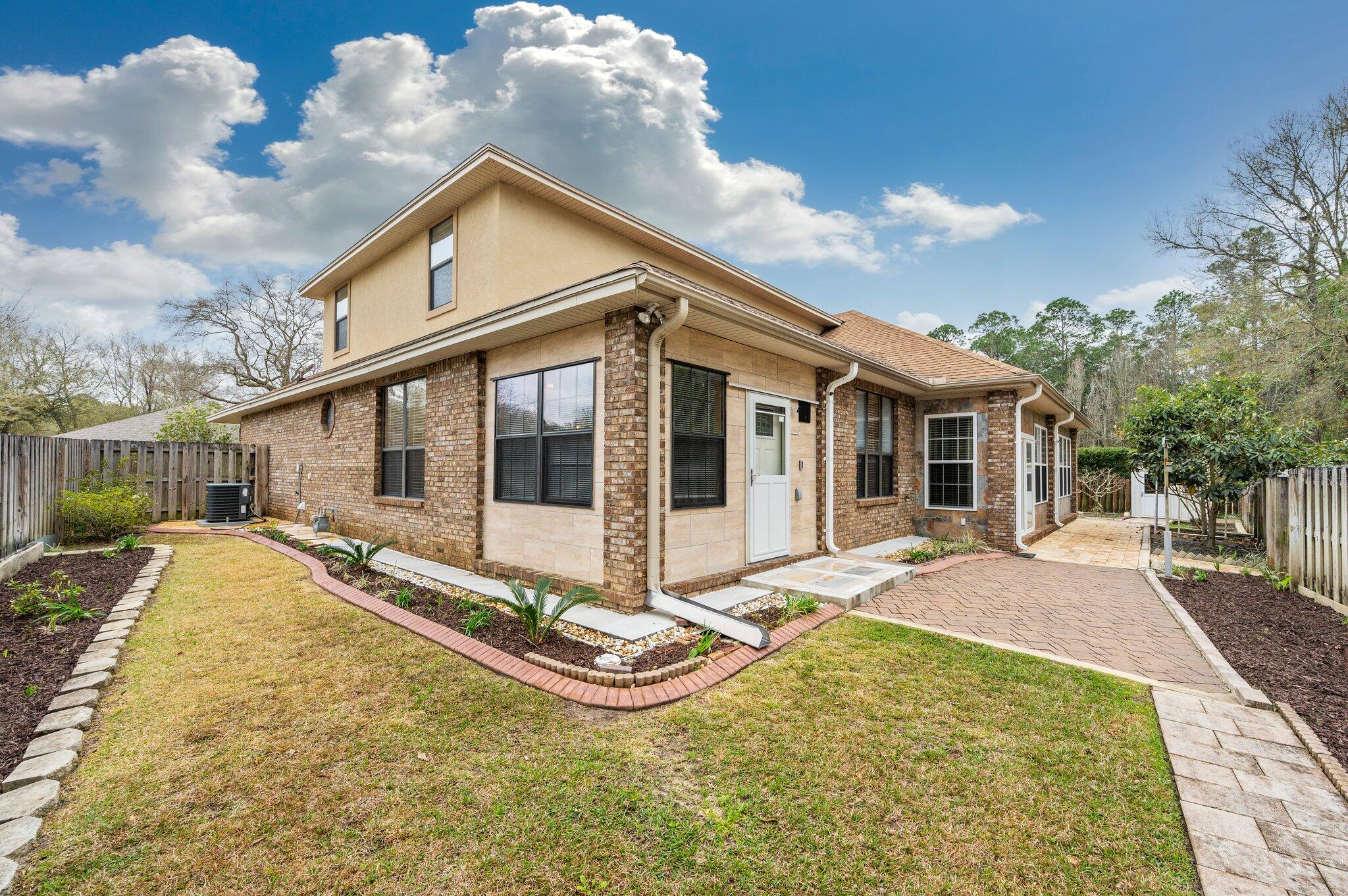 JUNIPER CREEK ESTATES - Residential