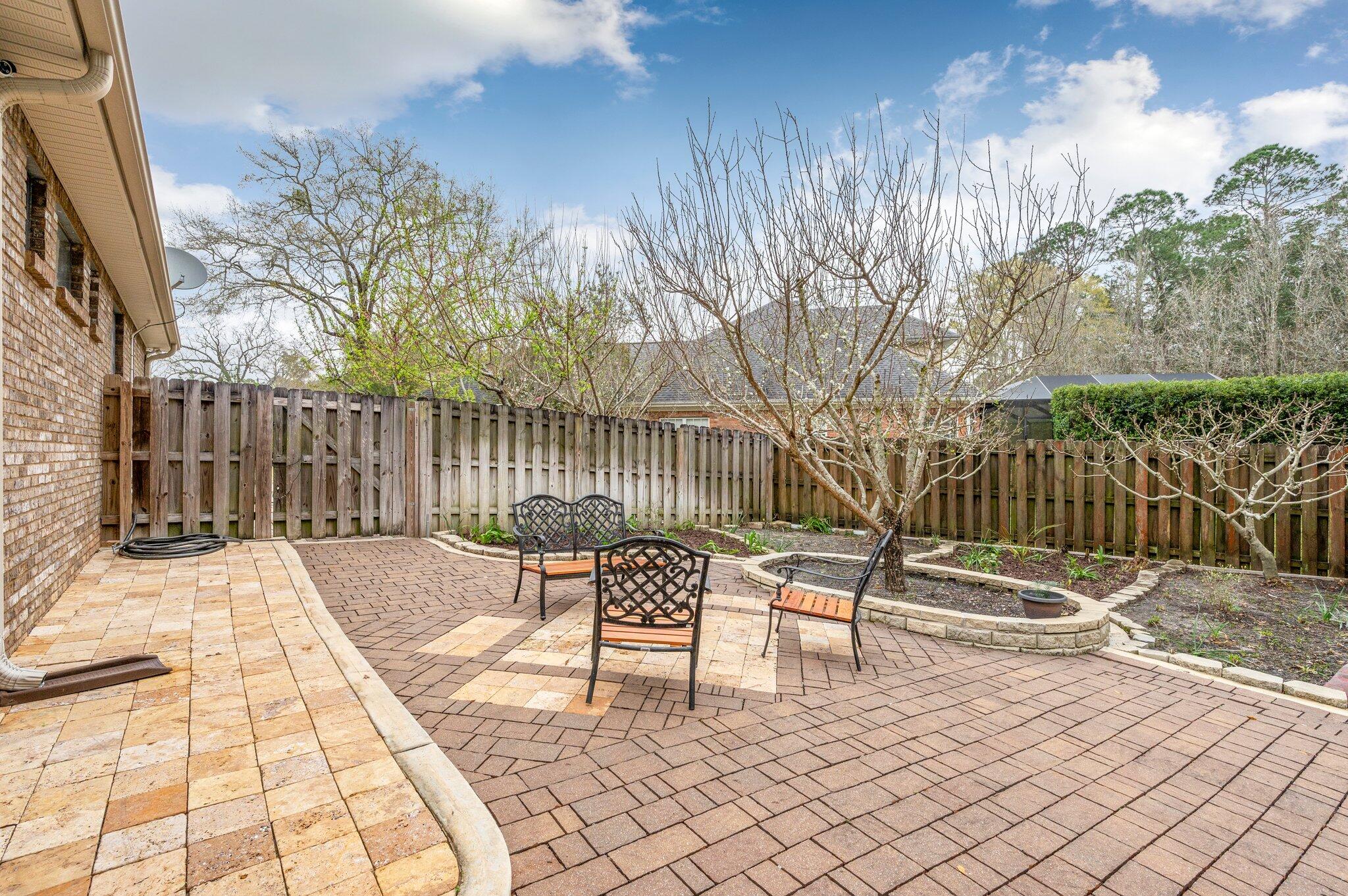 JUNIPER CREEK ESTATES - Residential