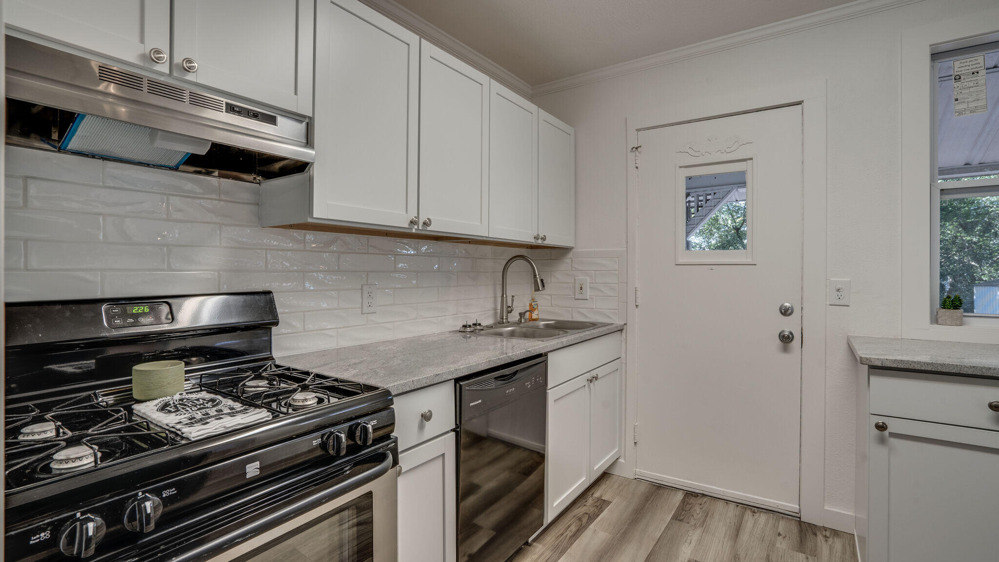 GARNIERS BEACH - Residential