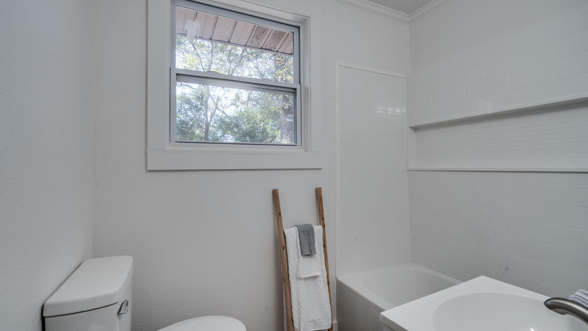 GARNIERS BEACH - Residential