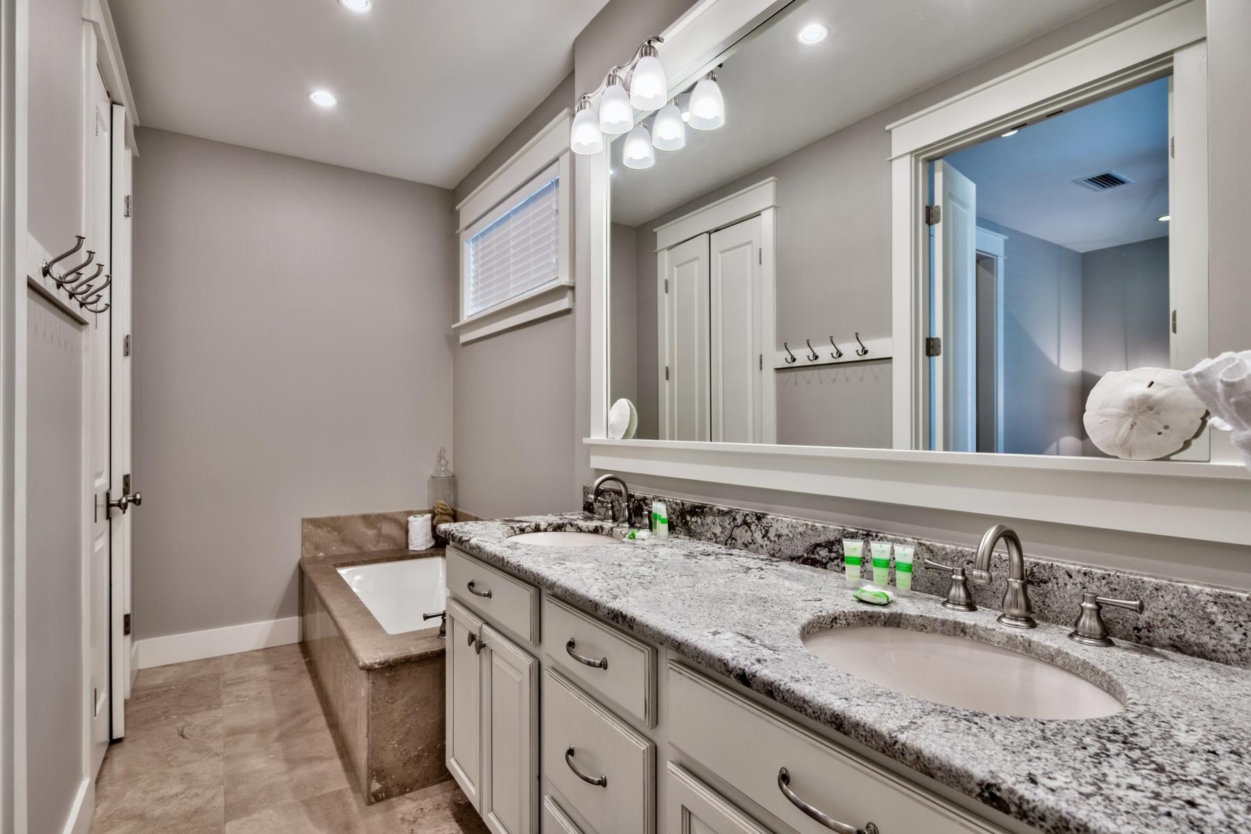 WATERCOLOR CROSSINGS - Residential