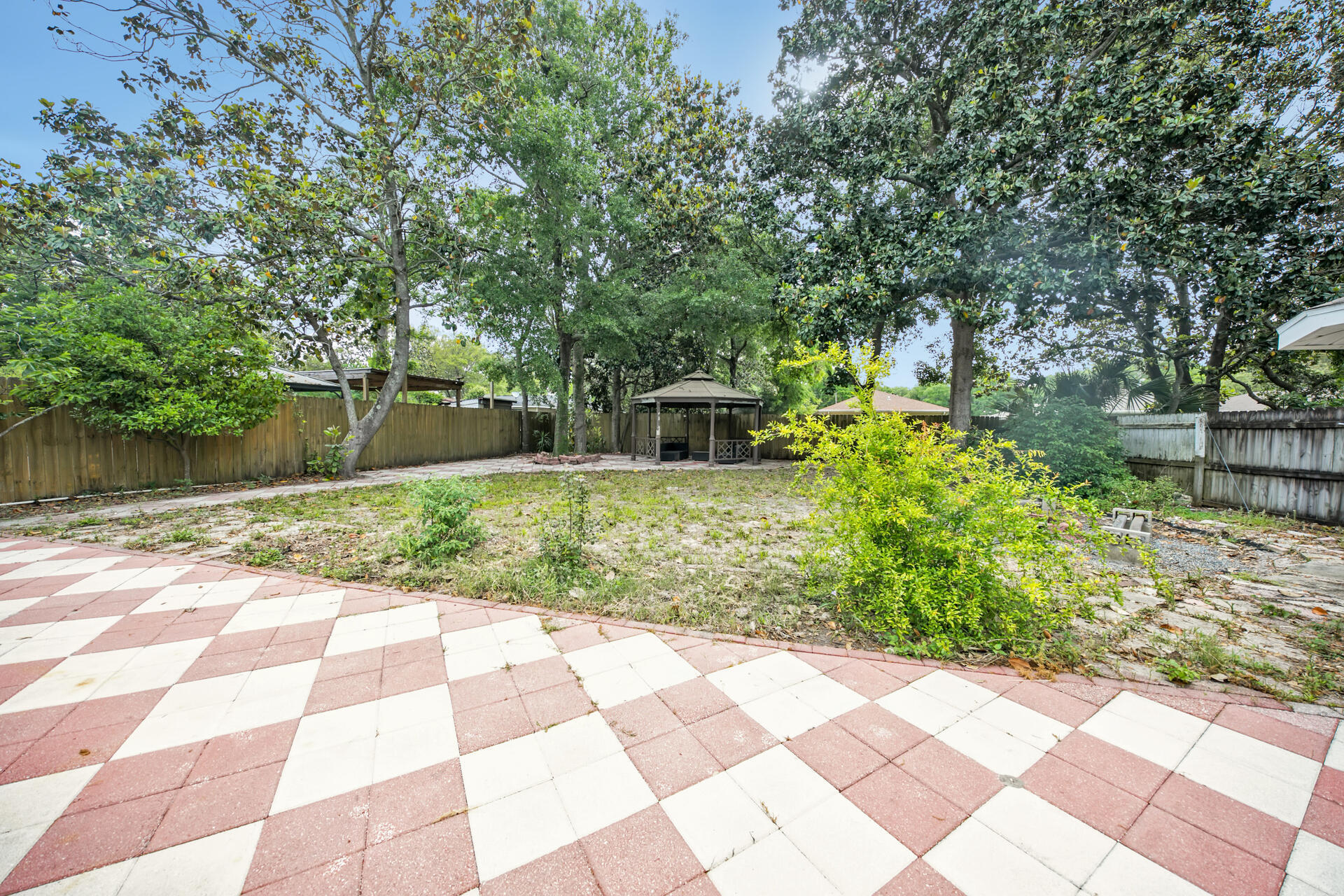 CENTRAL ADD TO FWB LOT 4 BLK 1 - Residential