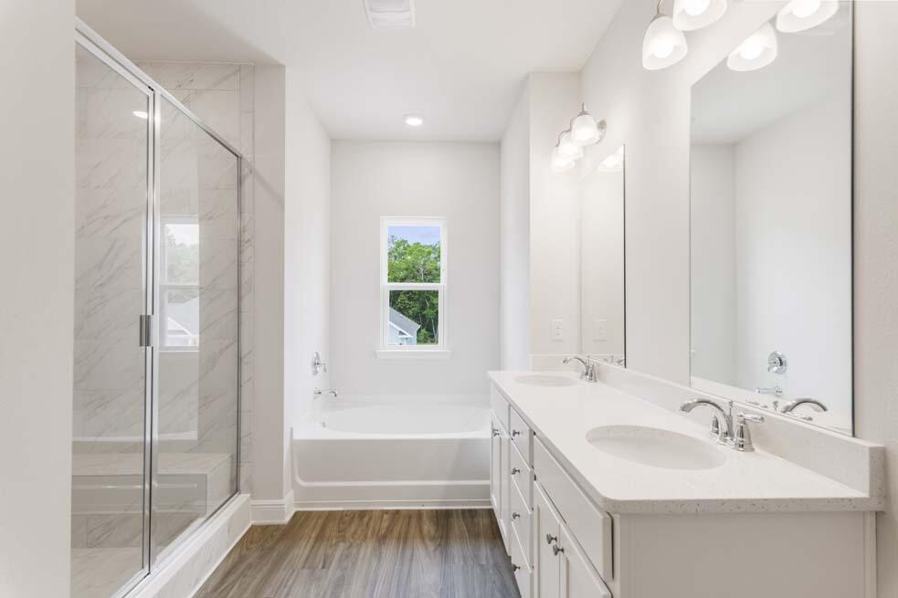 Hammock Oaks Estates - Residential