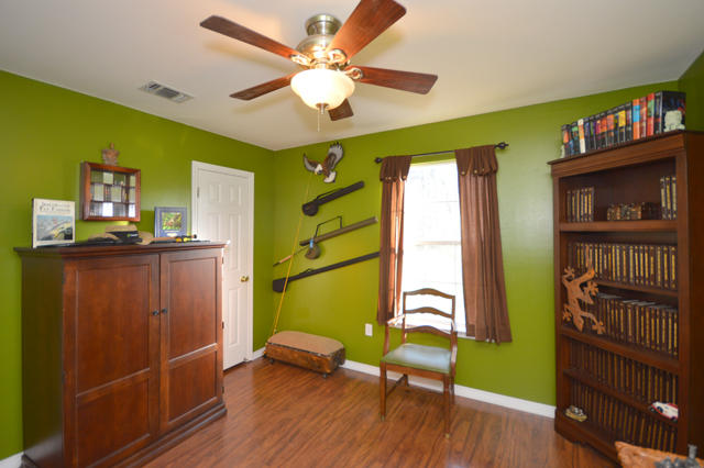 NAVARRE S/D 2ND ADDN - Residential