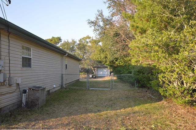 NAVARRE S/D 2ND ADDN - Residential