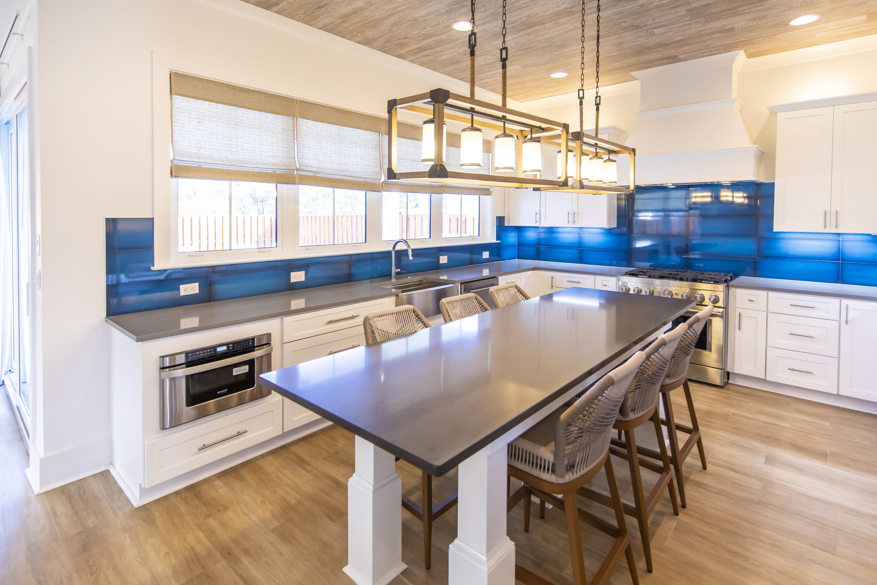 THE COVE - Residential