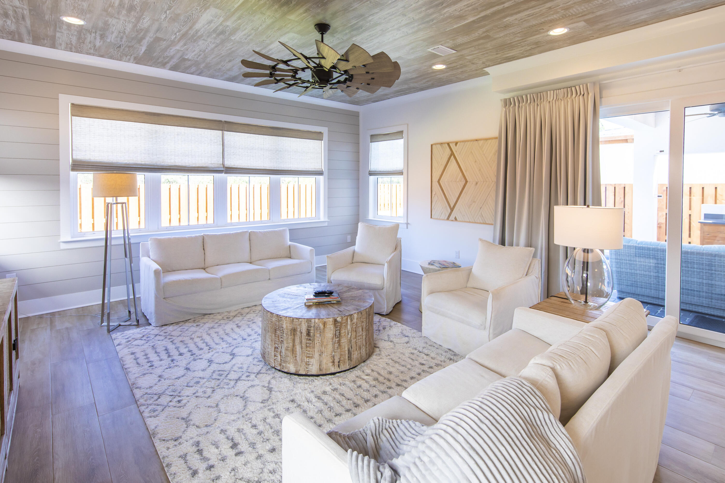 THE COVE - Residential