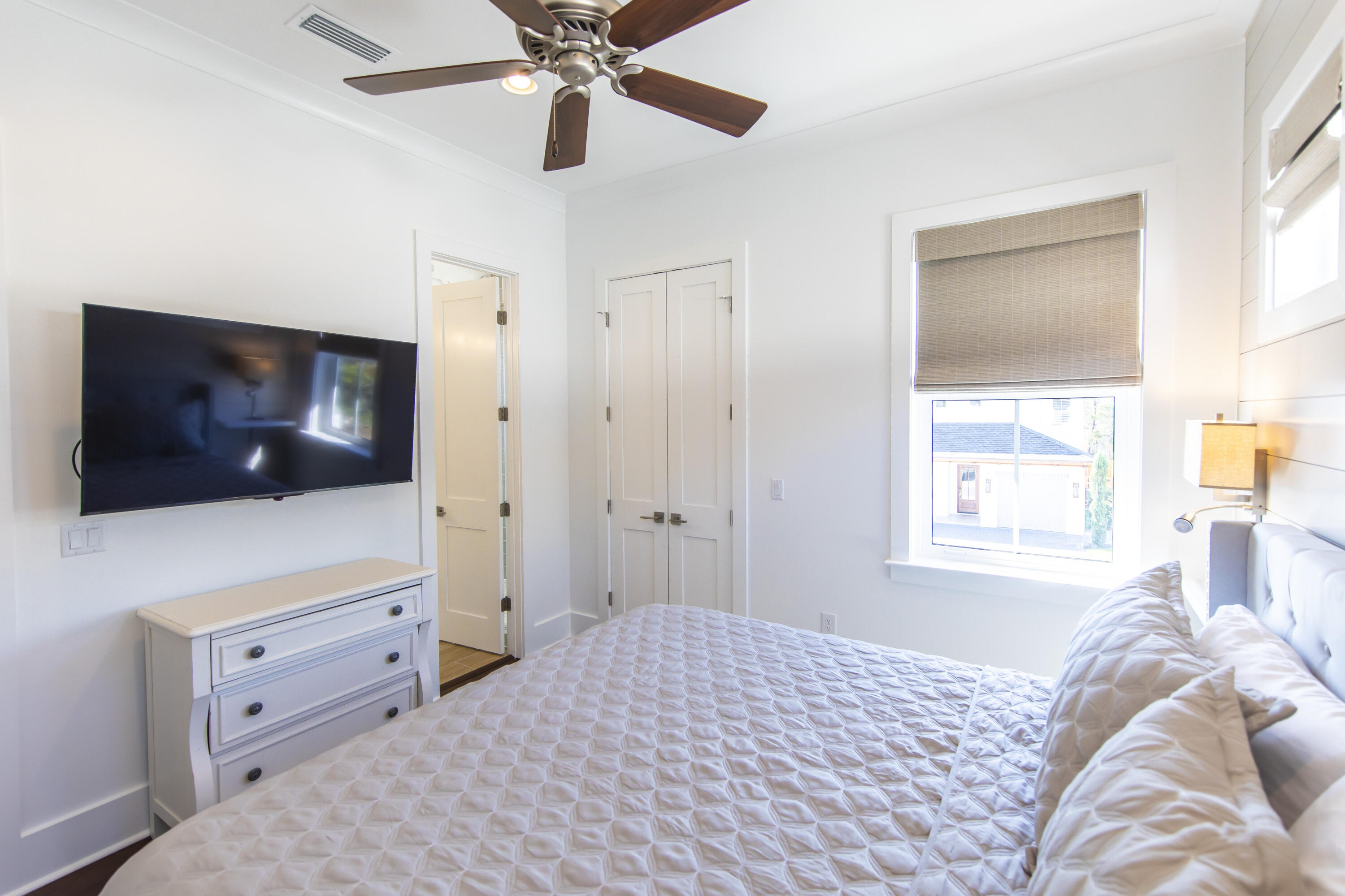THE COVE - Residential