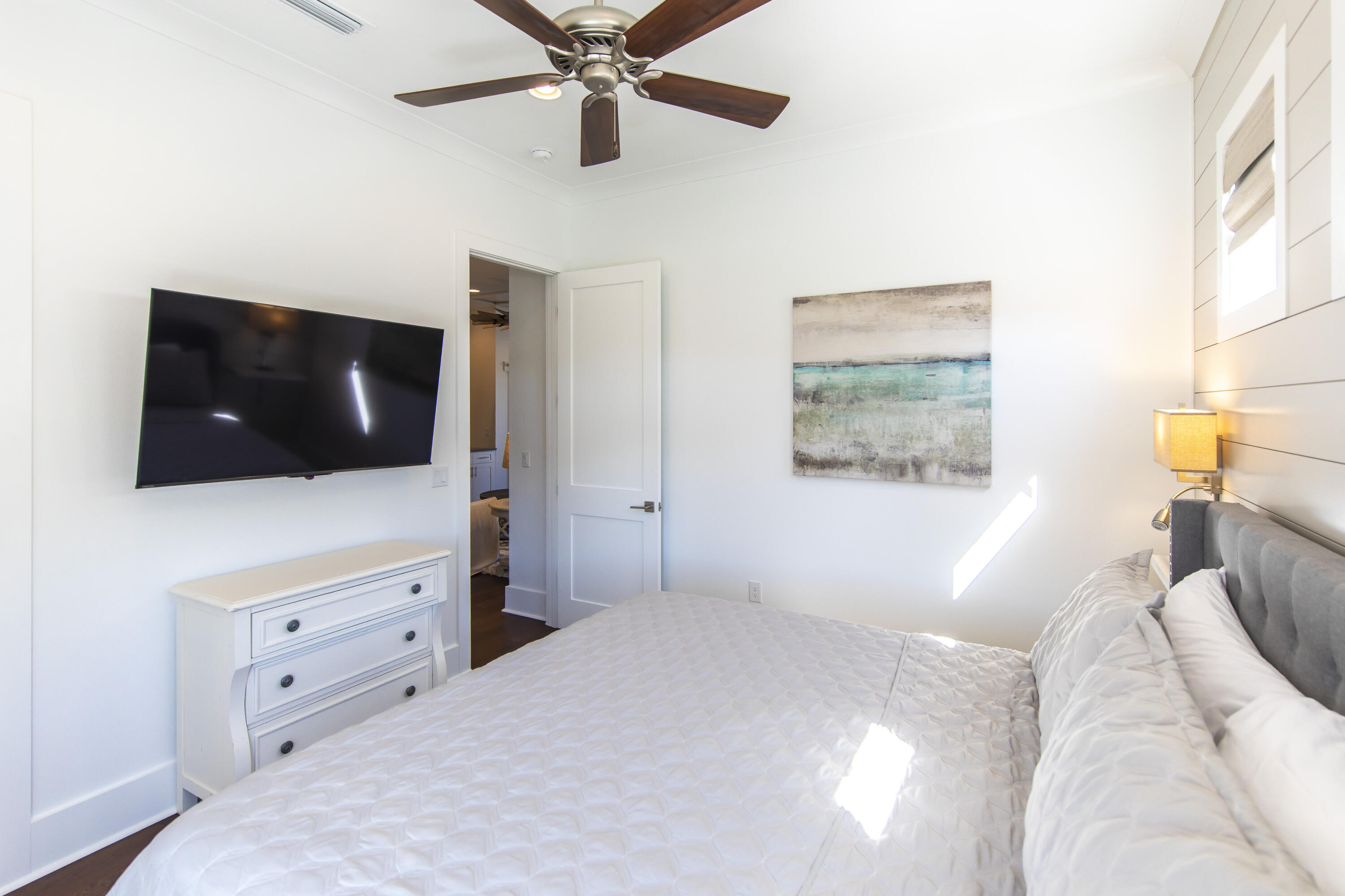 THE COVE - Residential