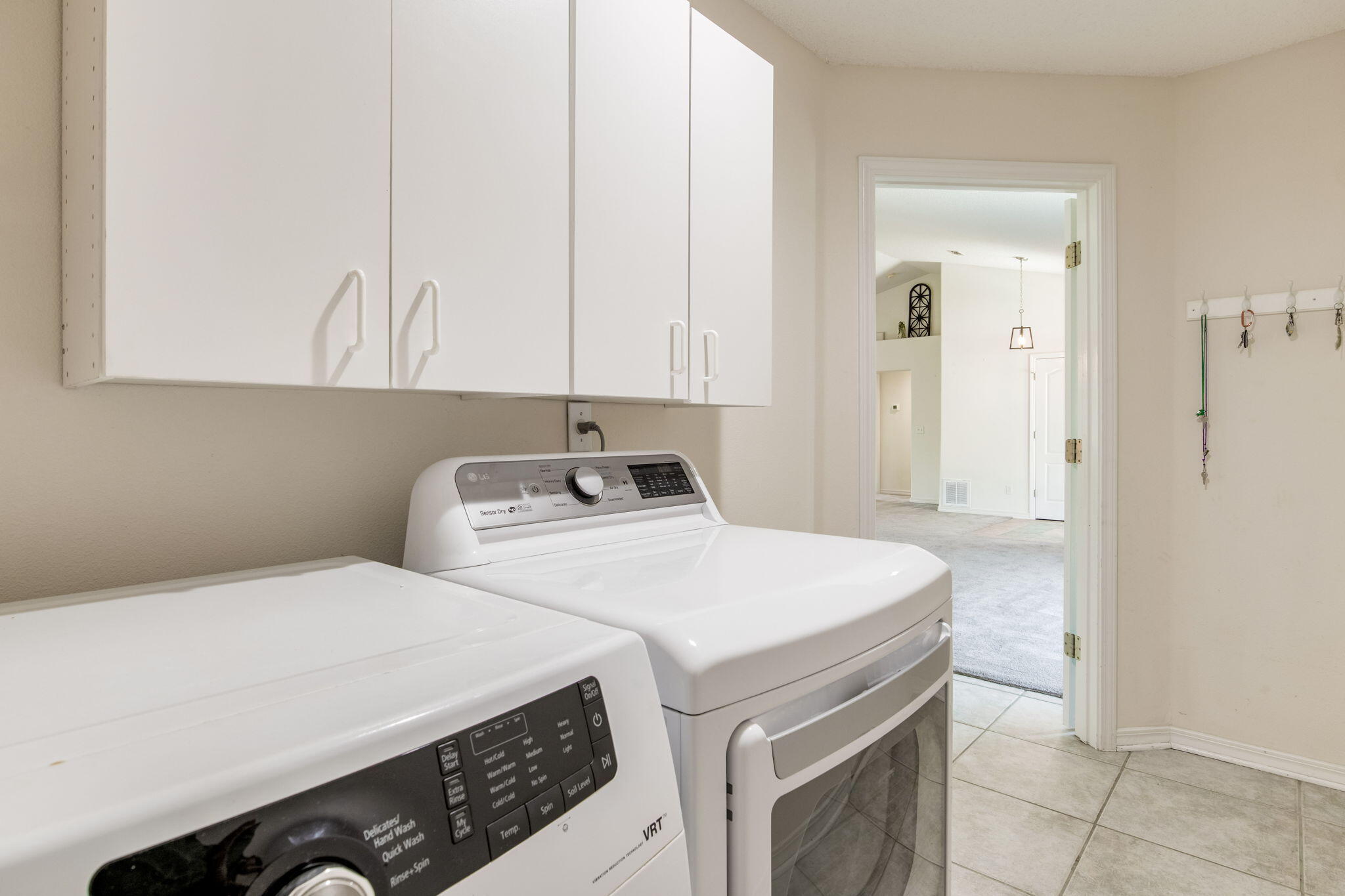 VILLA DANIELLE 1ST ADDN - Residential