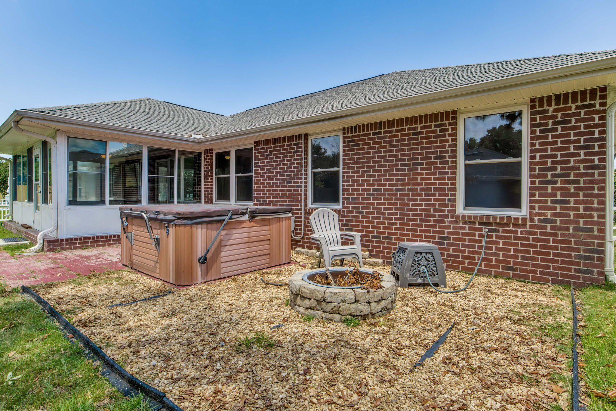 VILLA DANIELLE 1ST ADDN - Residential