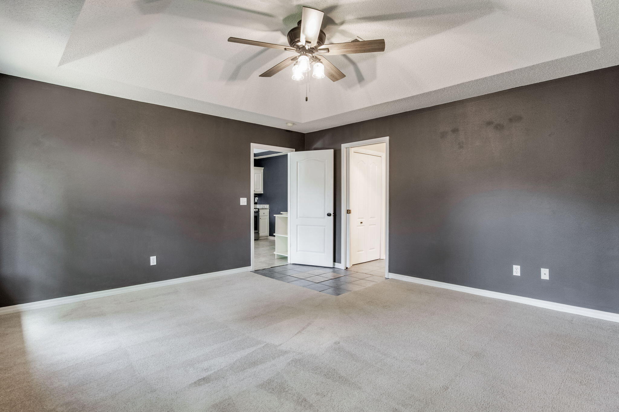 VILLA DANIELLE 1ST ADDN - Residential