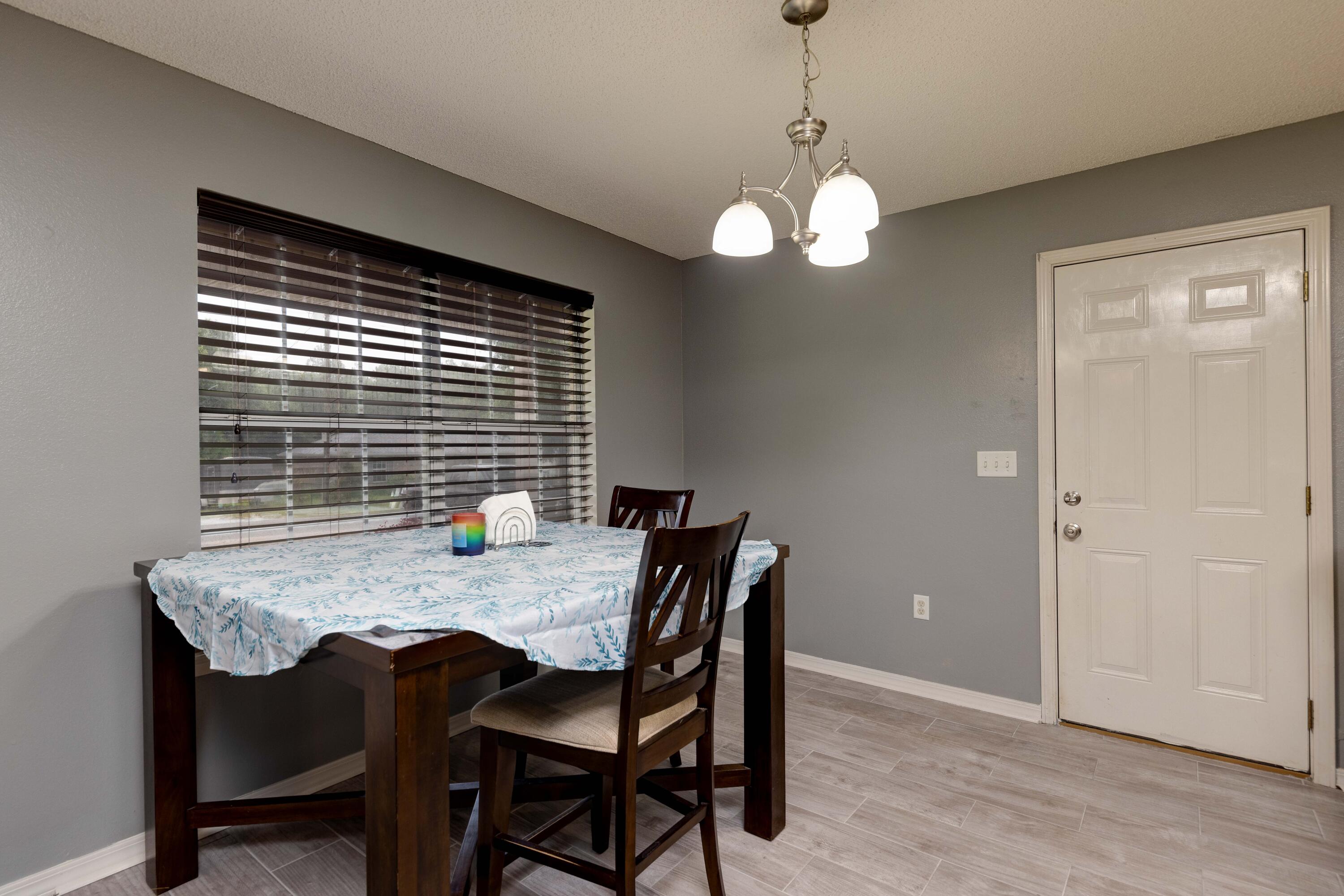 ROUNDUP VALLEY - Residential