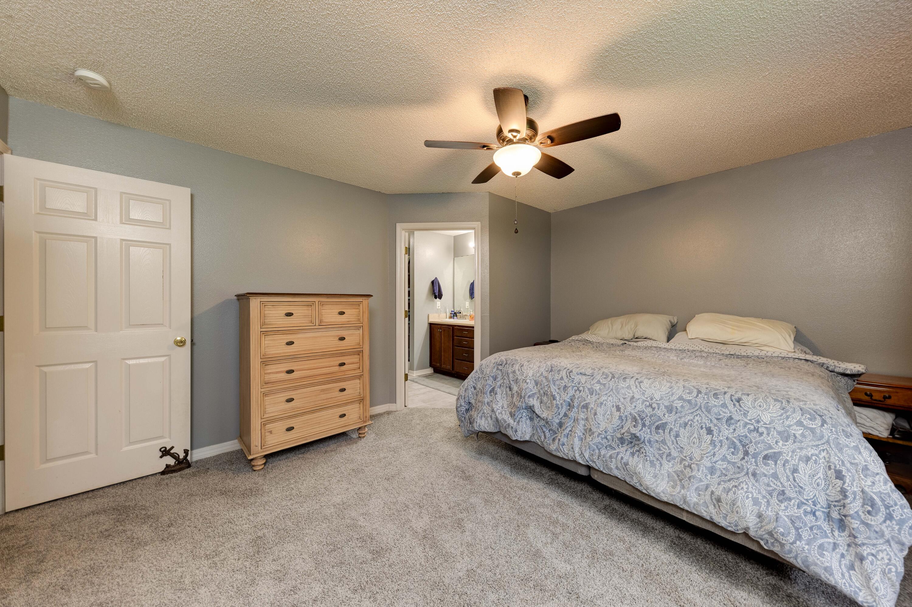 ROUNDUP VALLEY - Residential