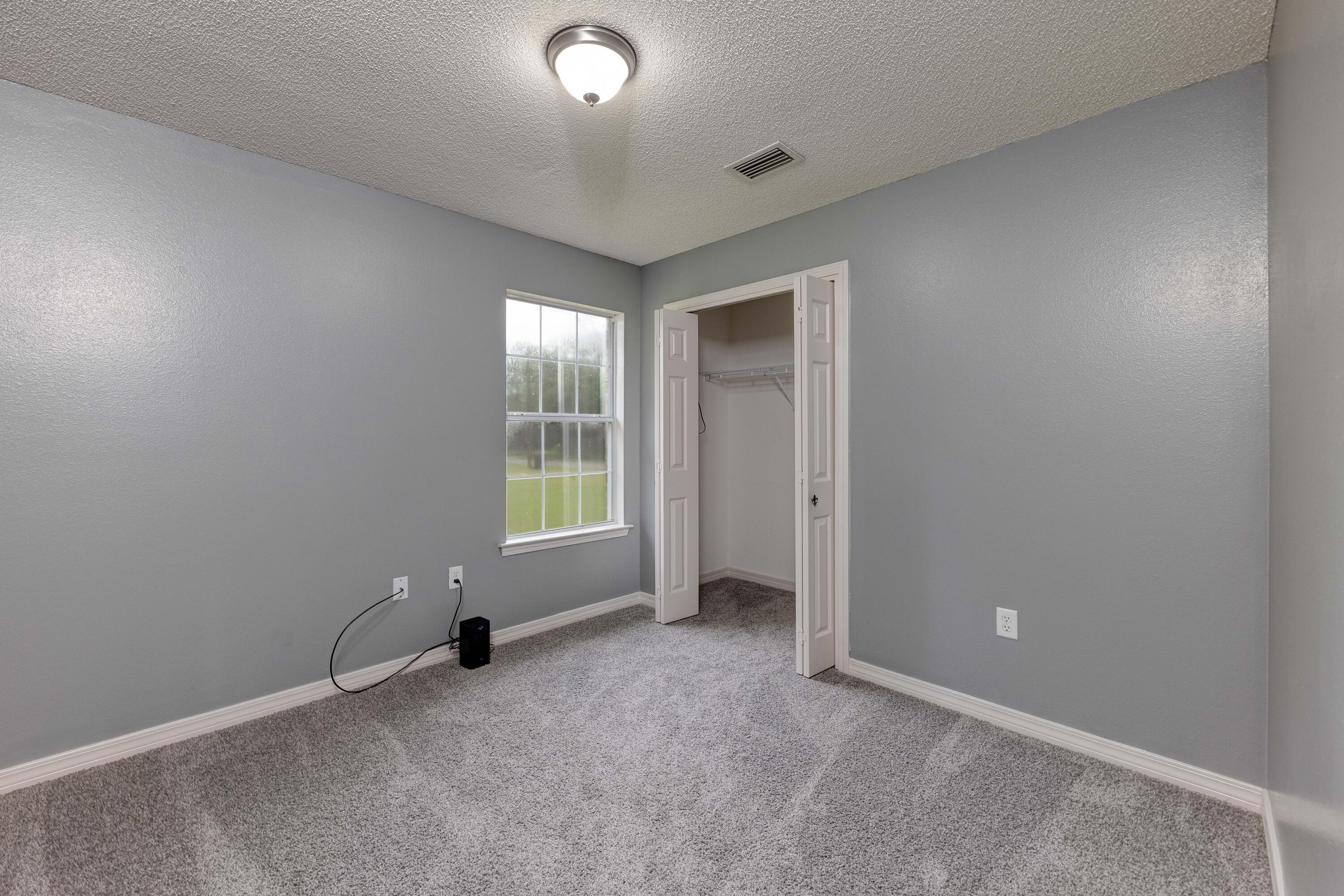 ROUNDUP VALLEY - Residential