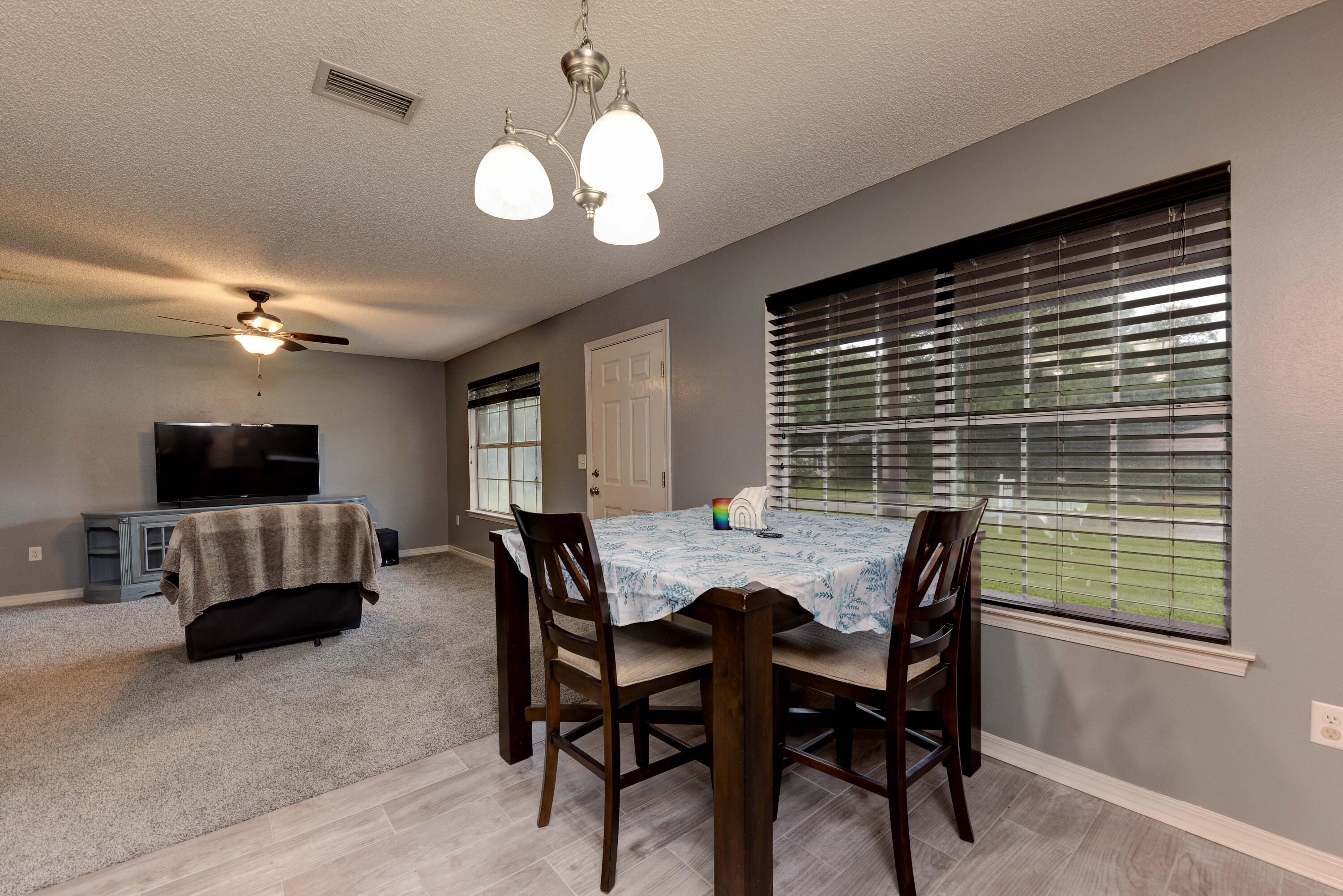 ROUNDUP VALLEY - Residential