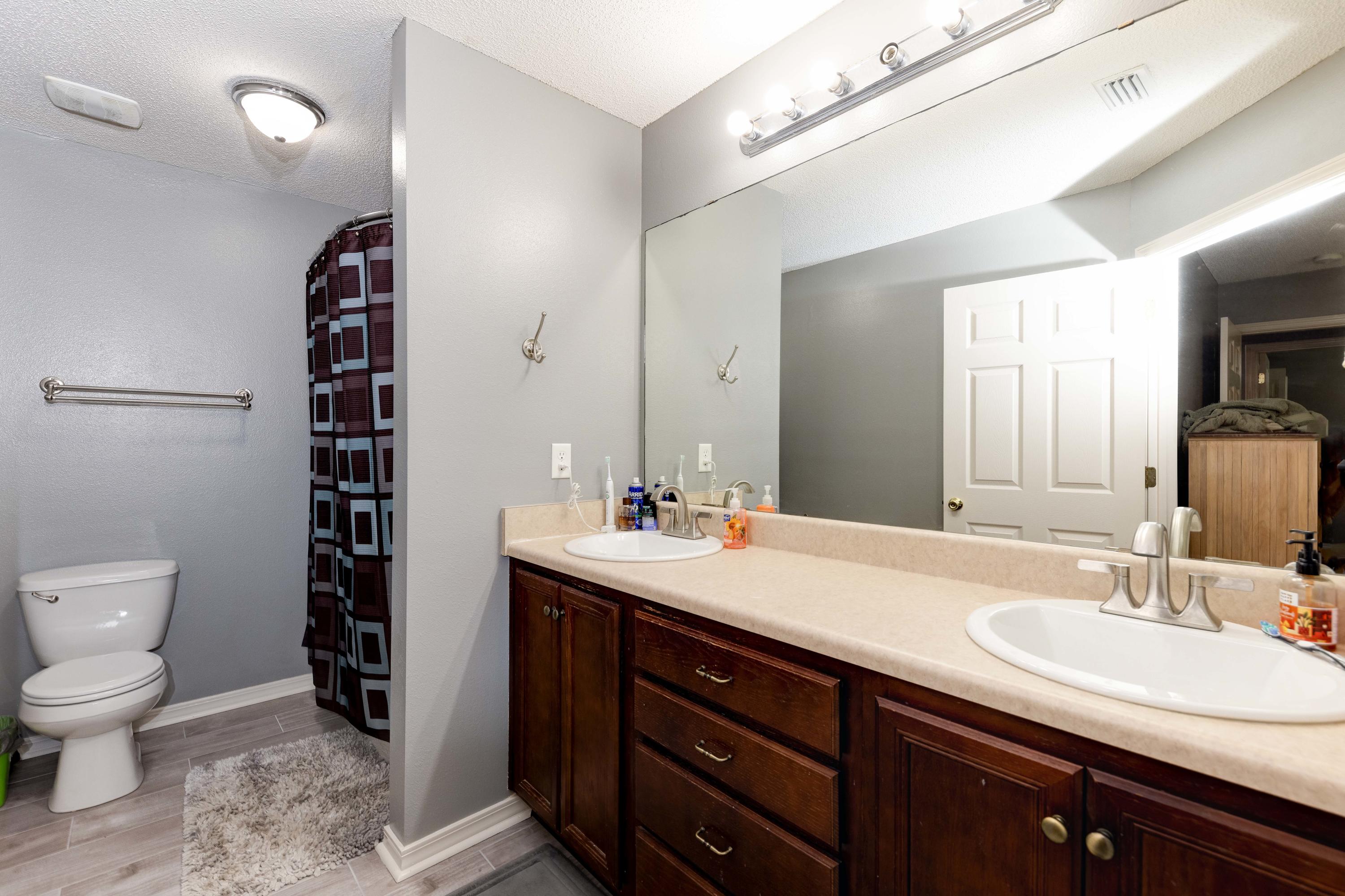 ROUNDUP VALLEY - Residential