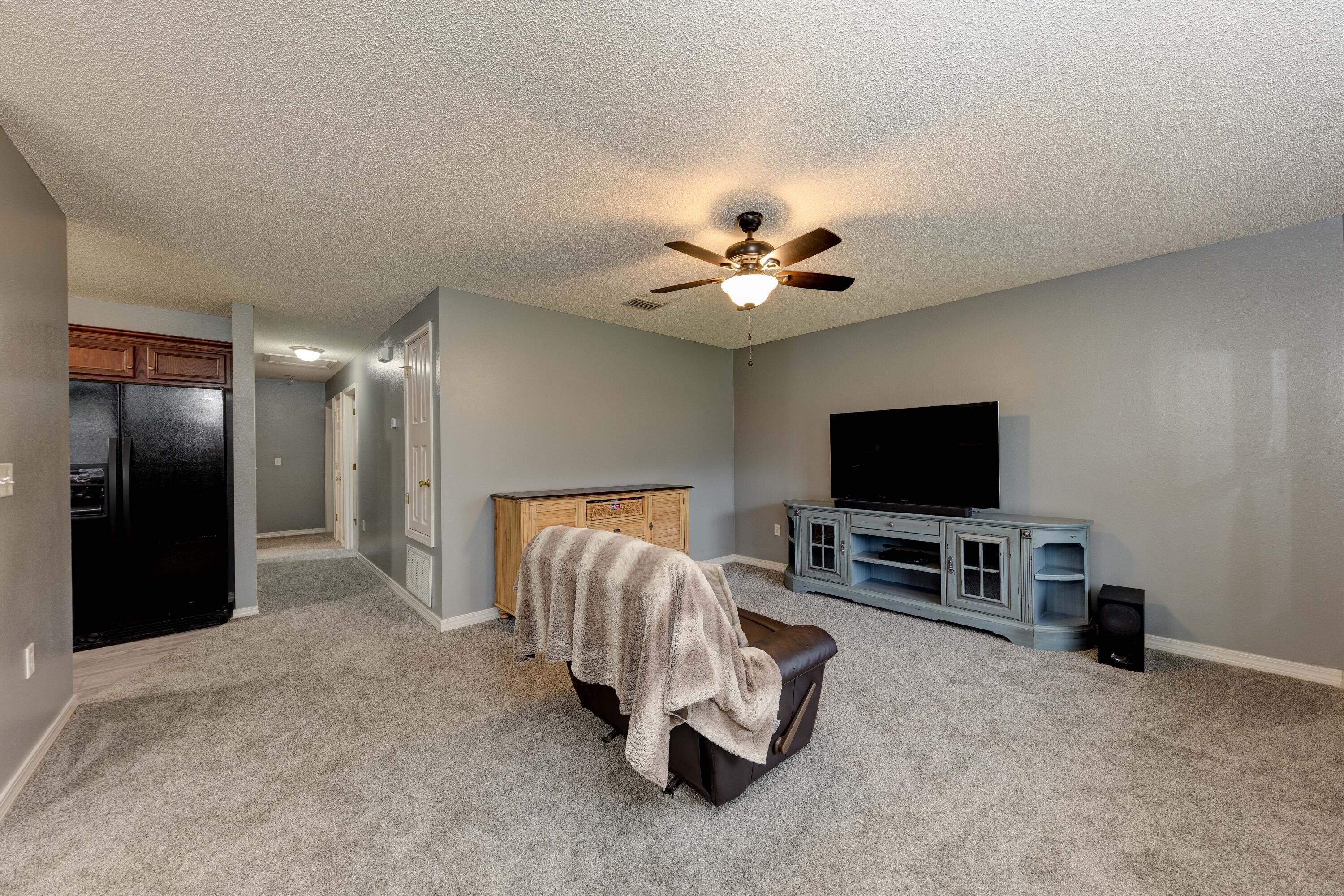 ROUNDUP VALLEY - Residential