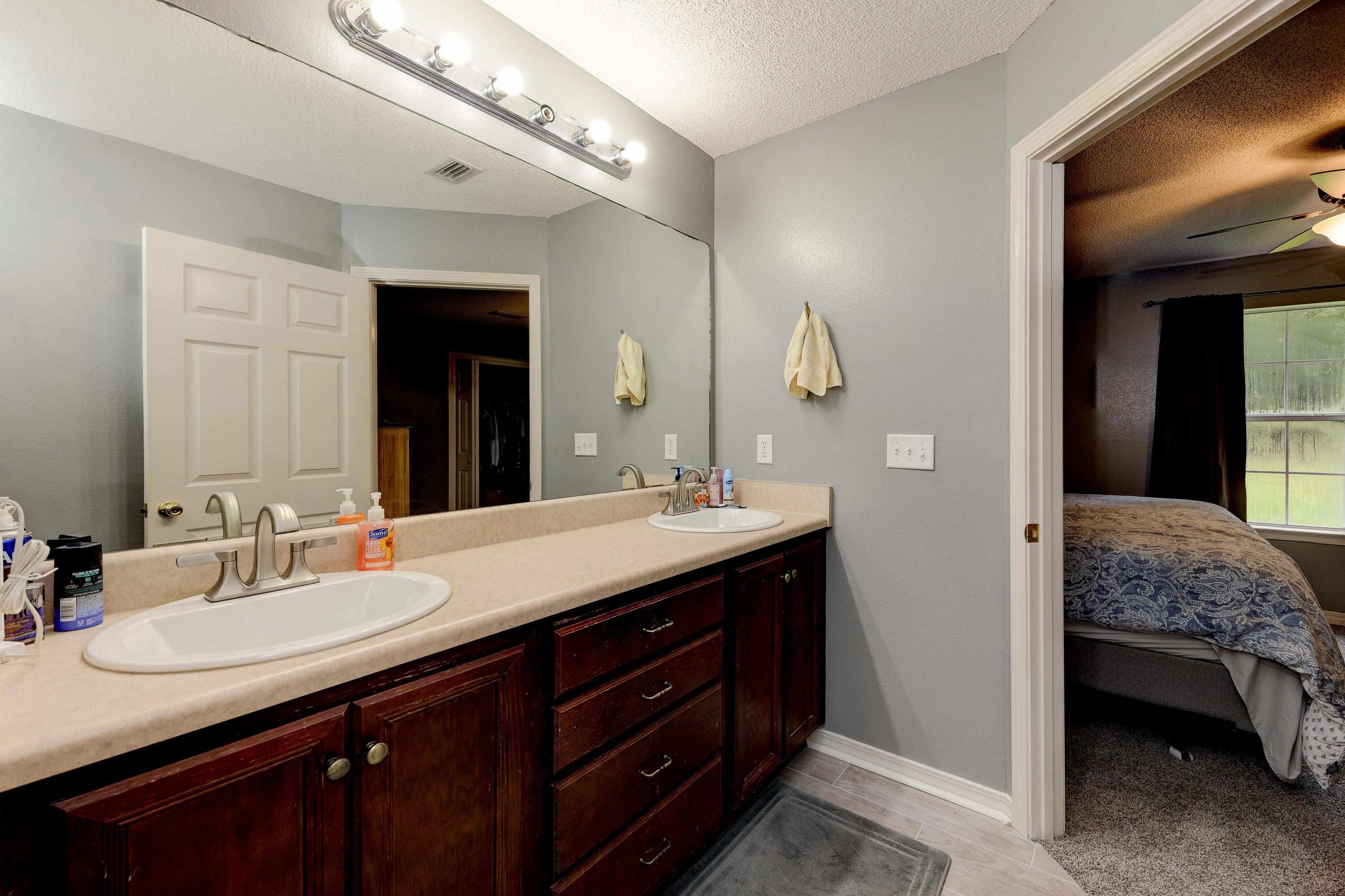 ROUNDUP VALLEY - Residential