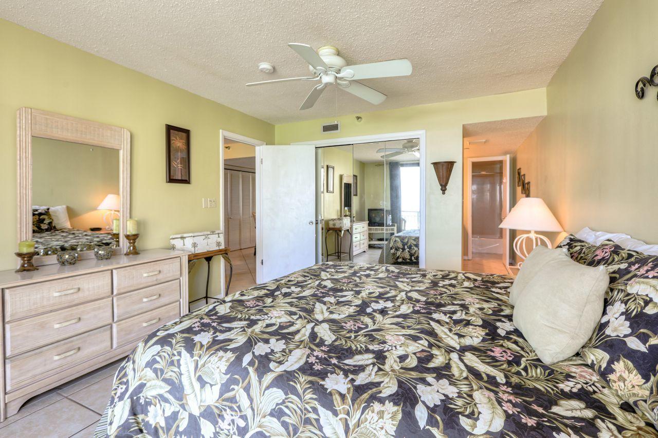 NAUTILUS CONDO - Residential